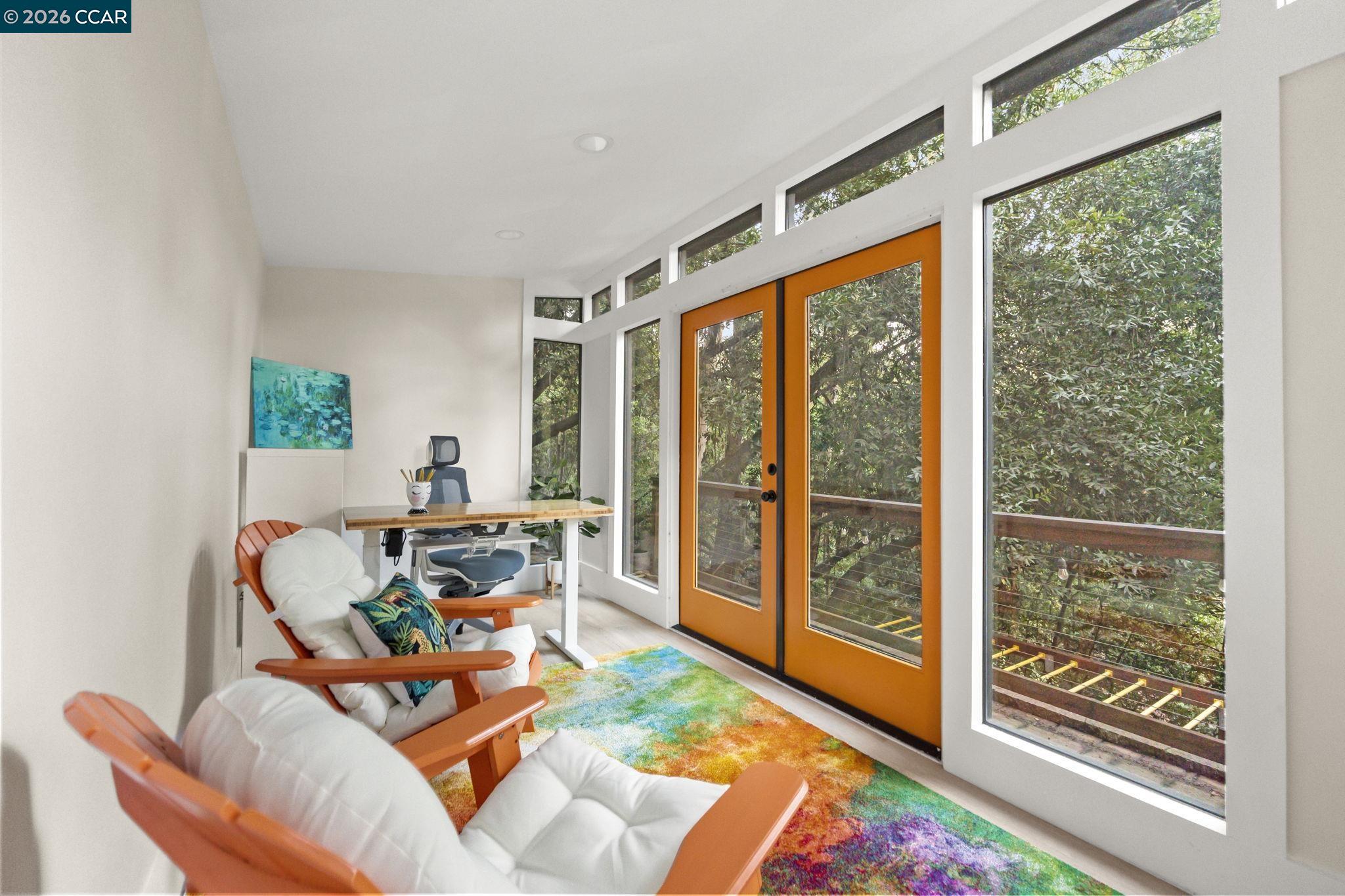 6165 Doncaster Pl