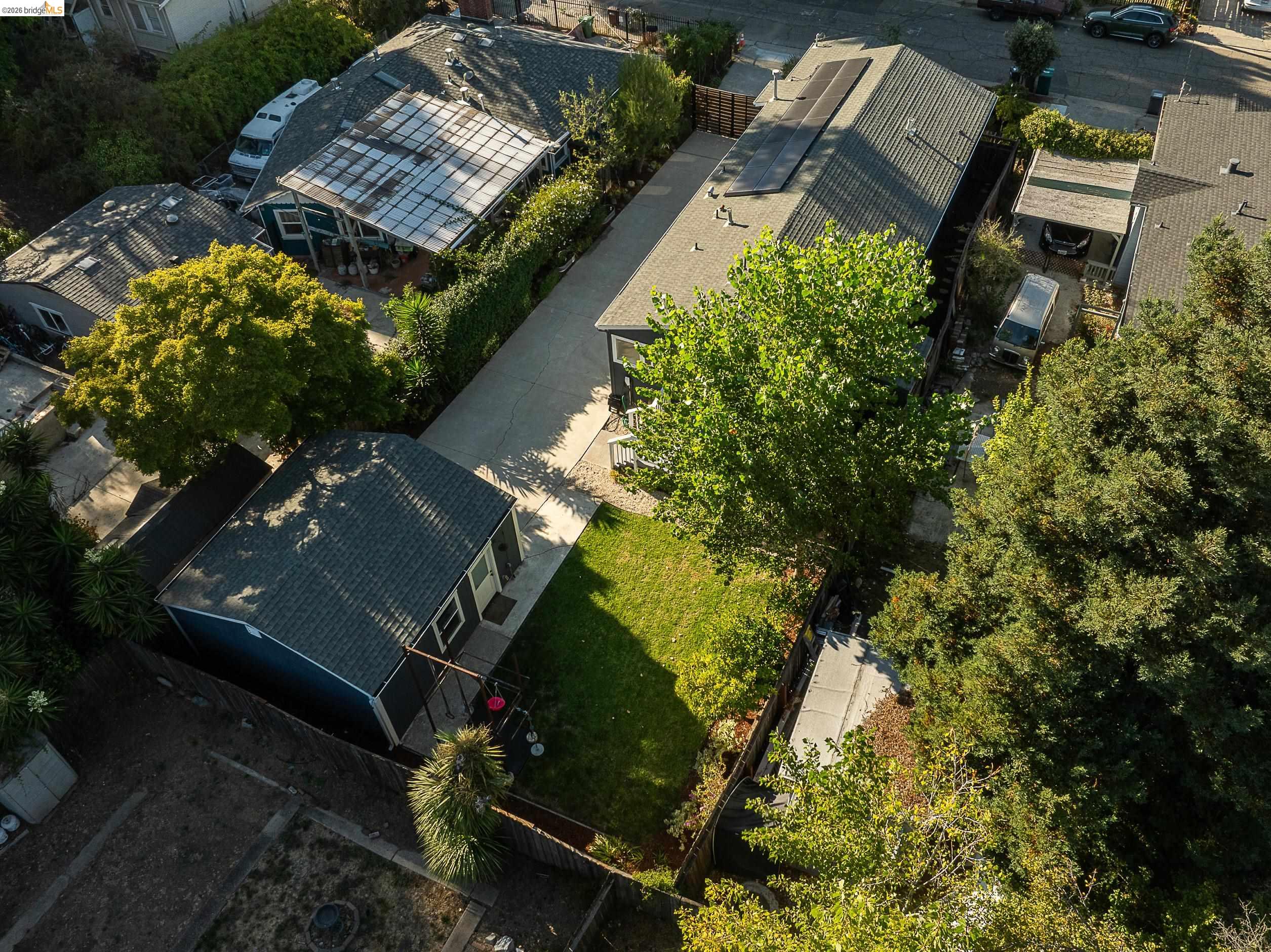 3920 Edgemoor Pl