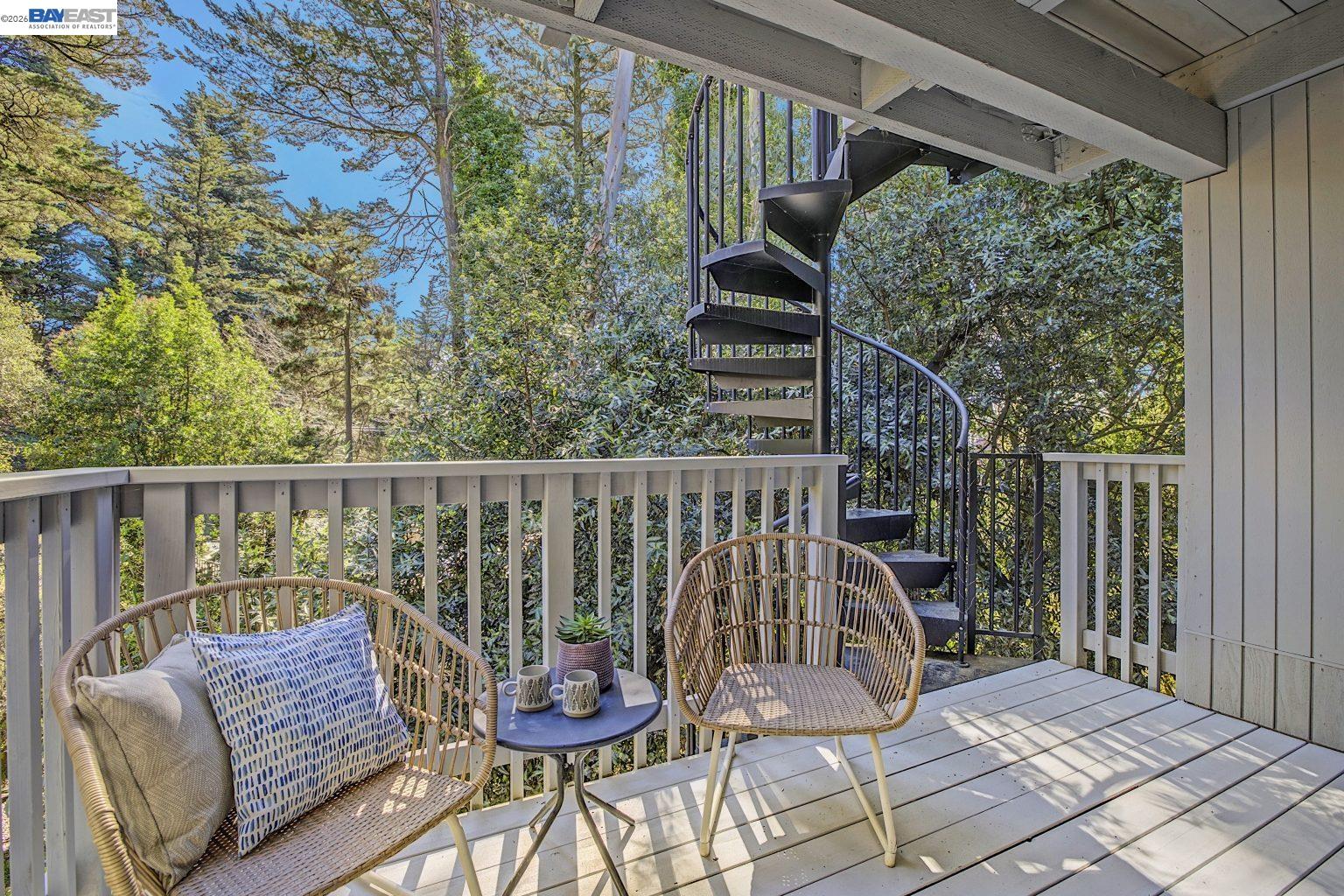 6956 Sayre Drive