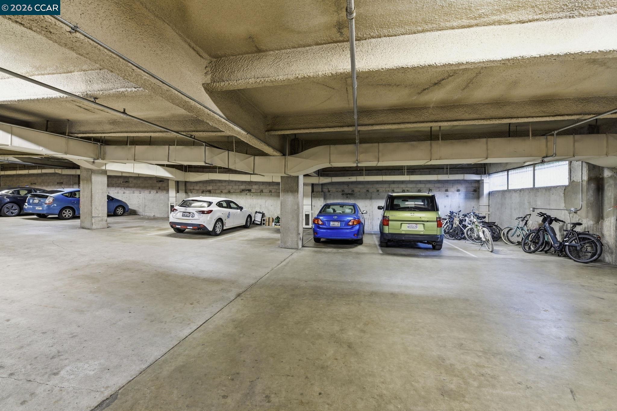 565 Bellevue Ave # 1403