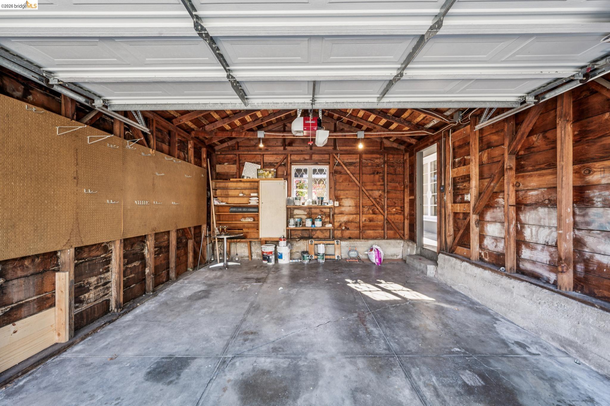 290 Colgate Ave