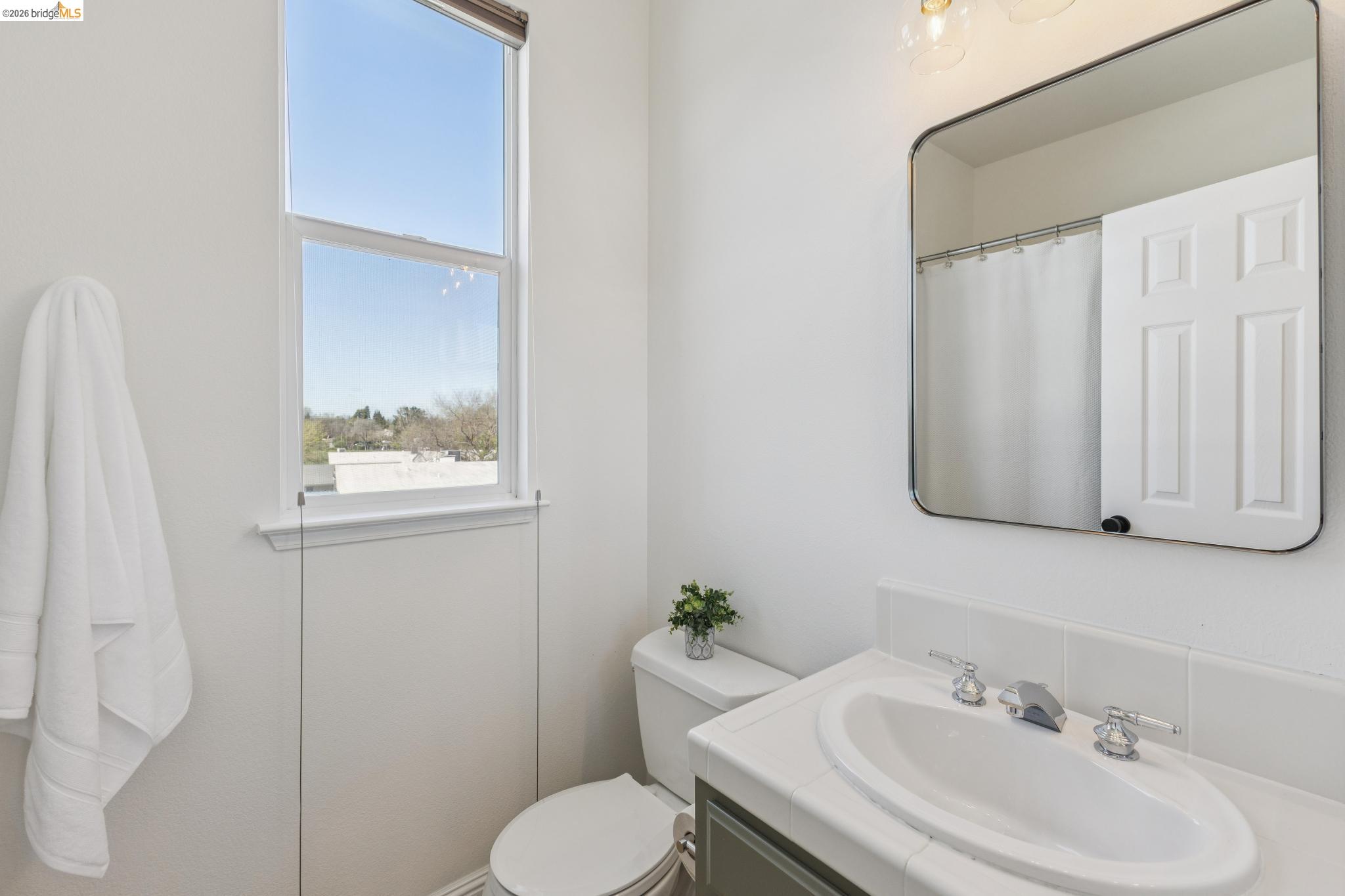 548 Gabriel Ct