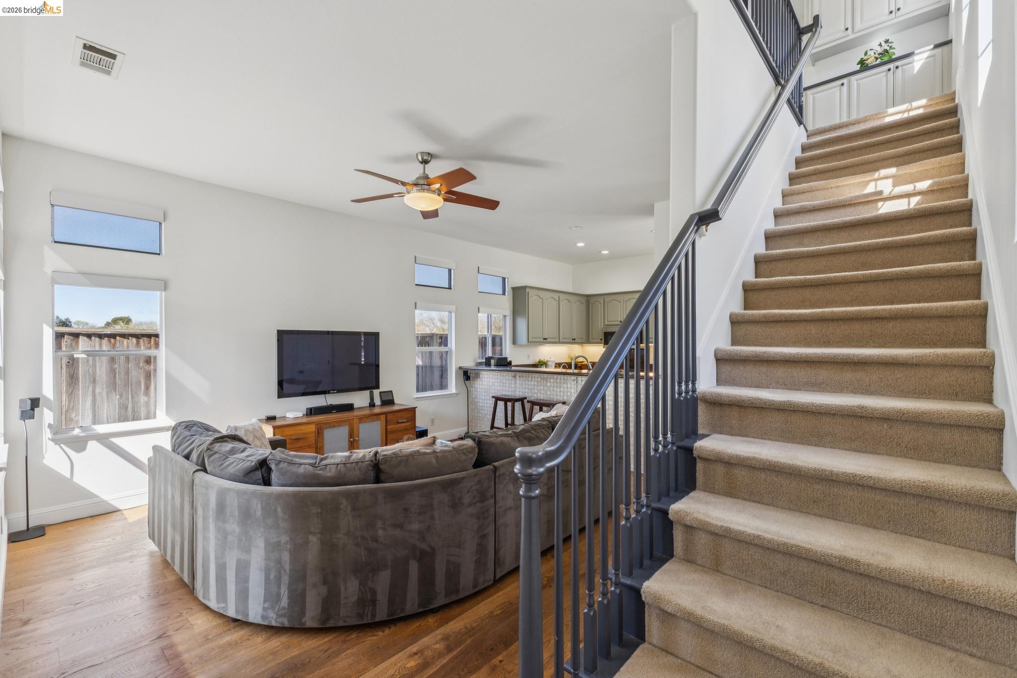 548 Gabriel Ct