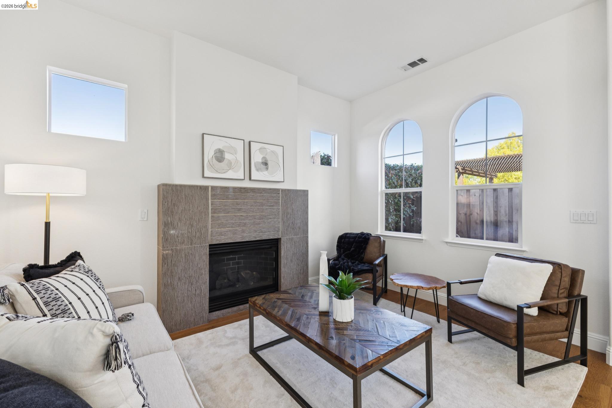 548 Gabriel Ct