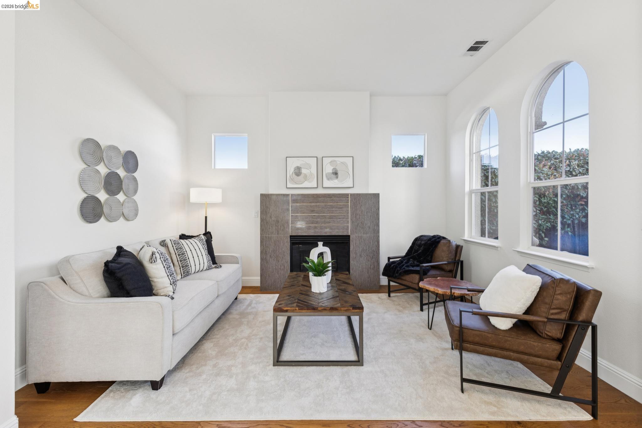 548 Gabriel Ct