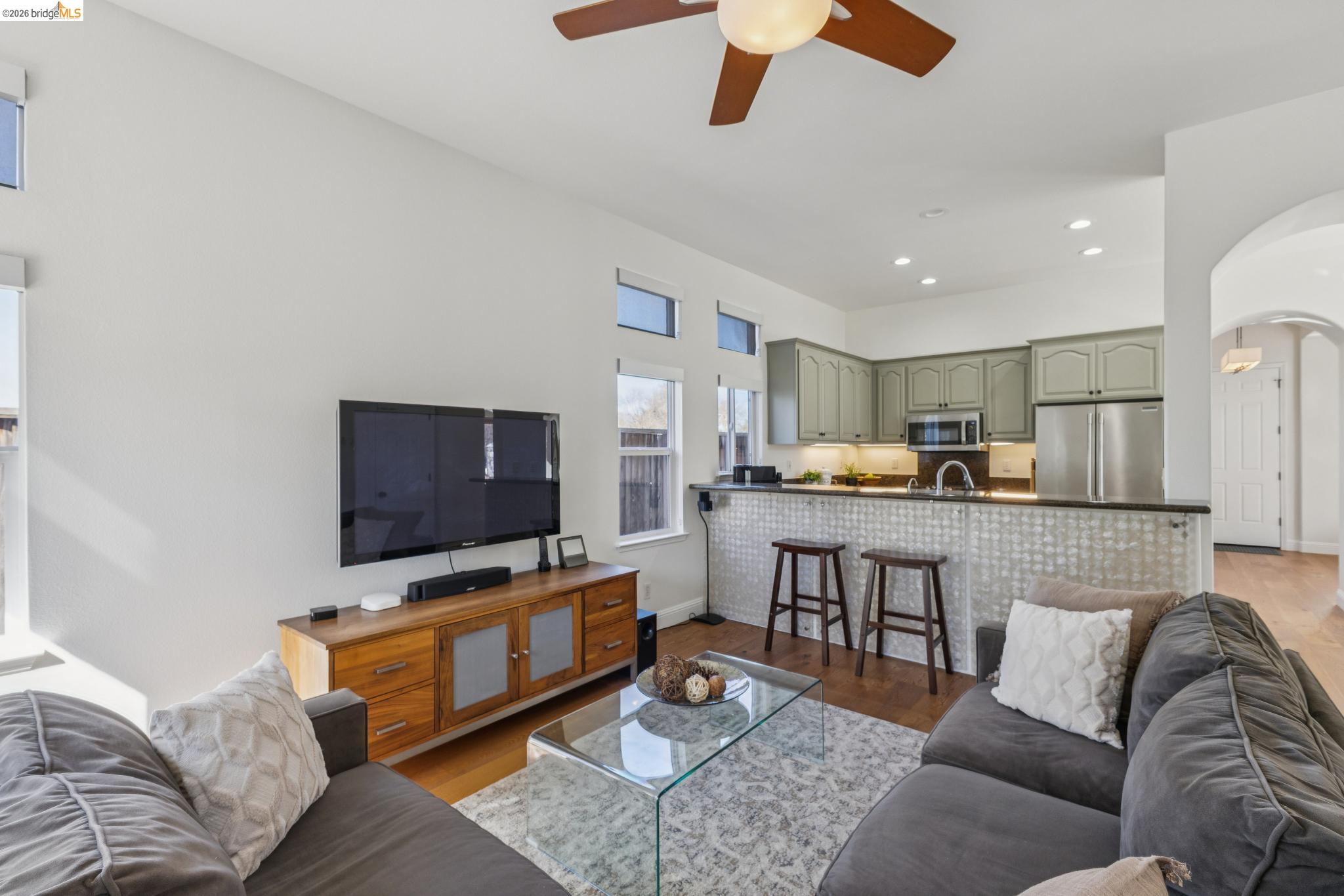 548 Gabriel Ct