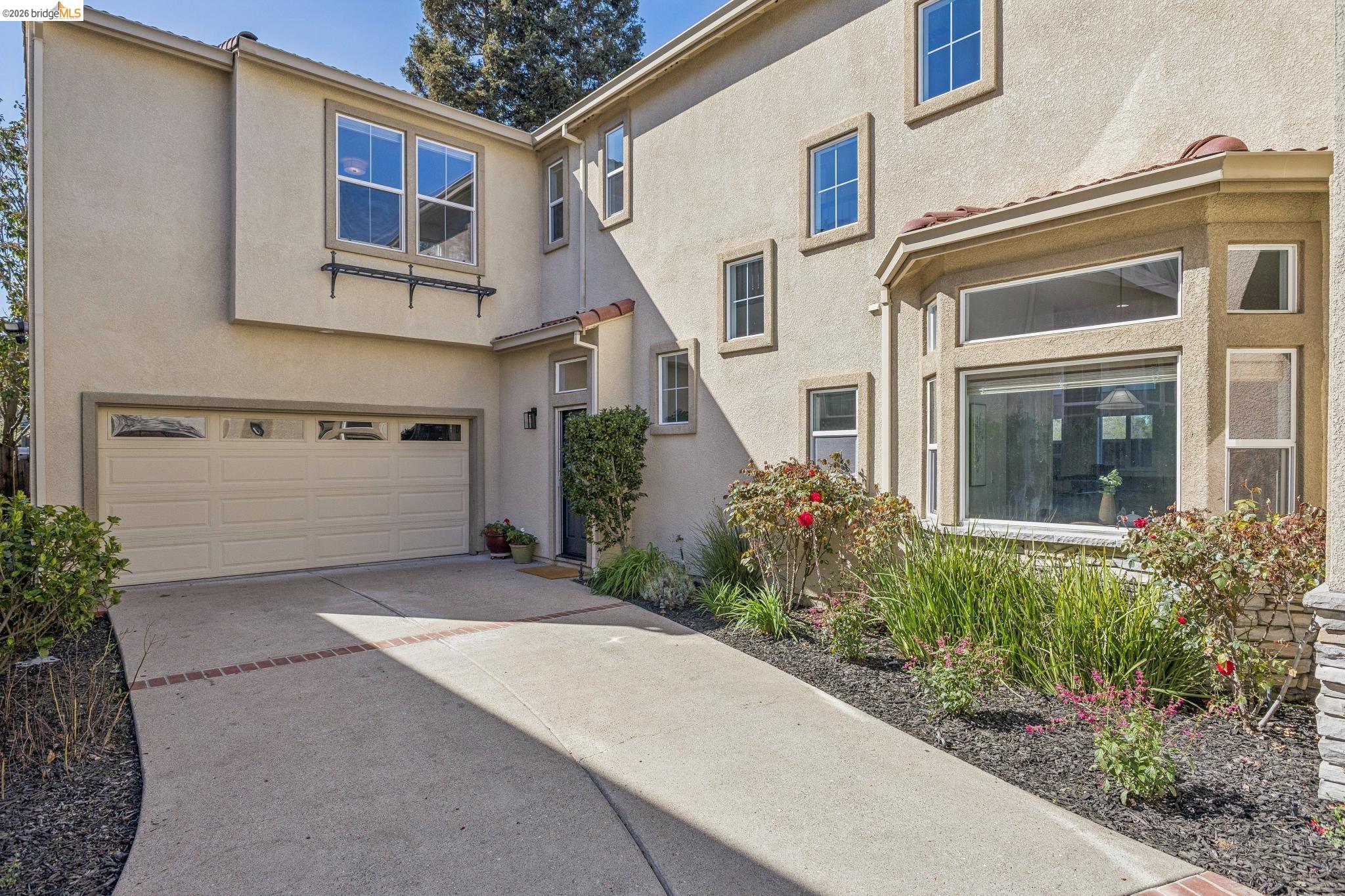 548 Gabriel Ct