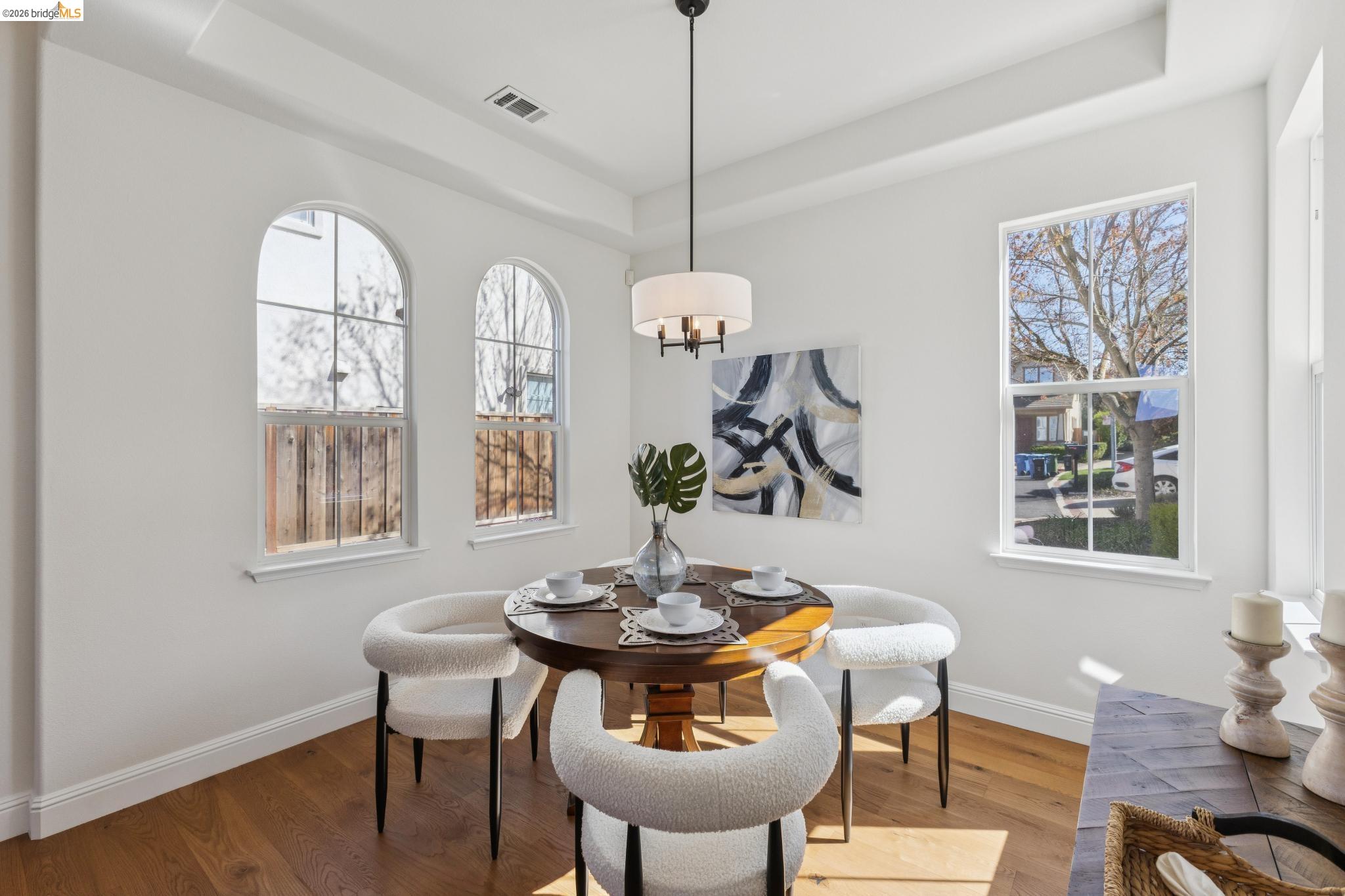 548 Gabriel Ct
