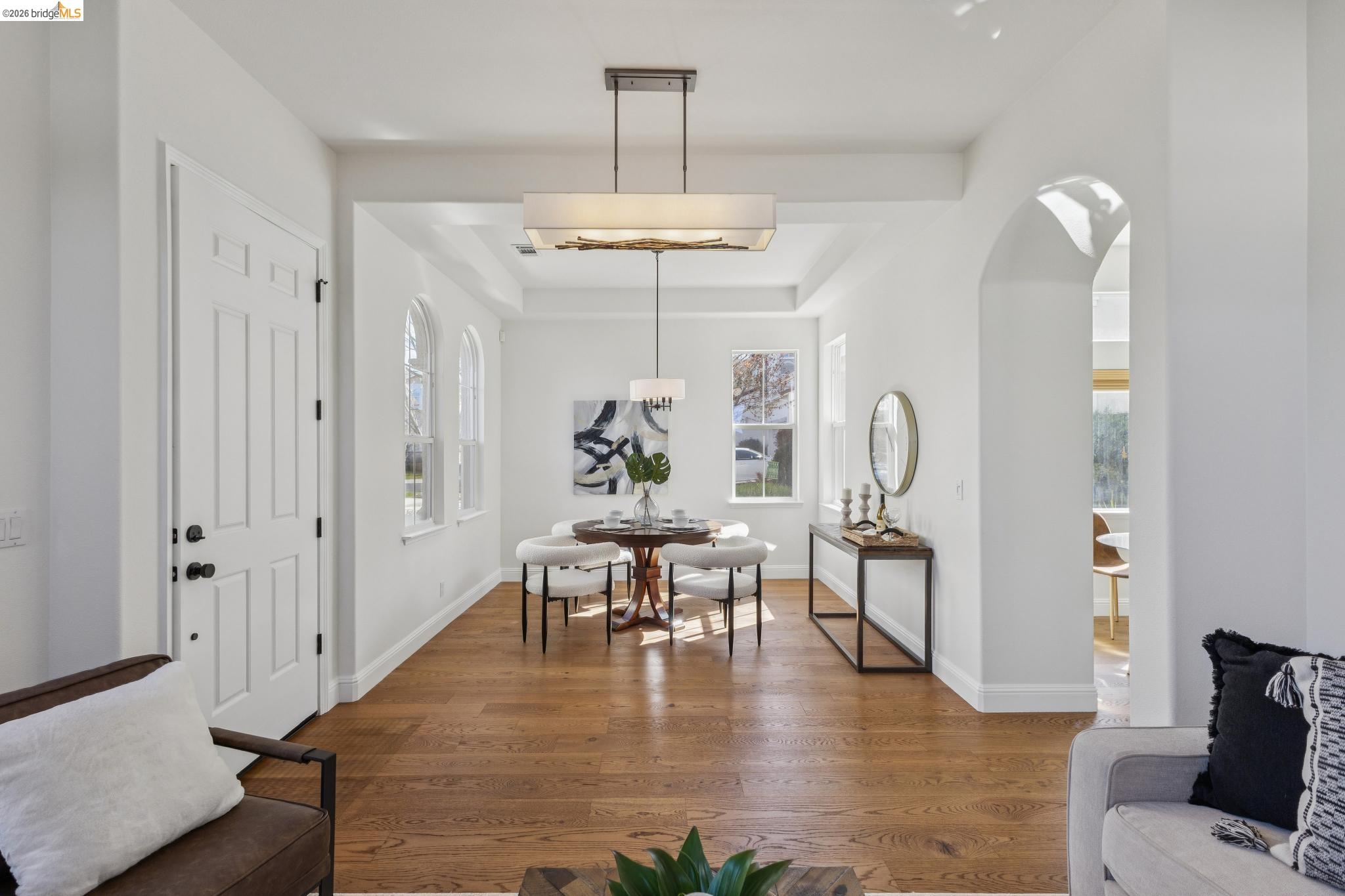 548 Gabriel Ct