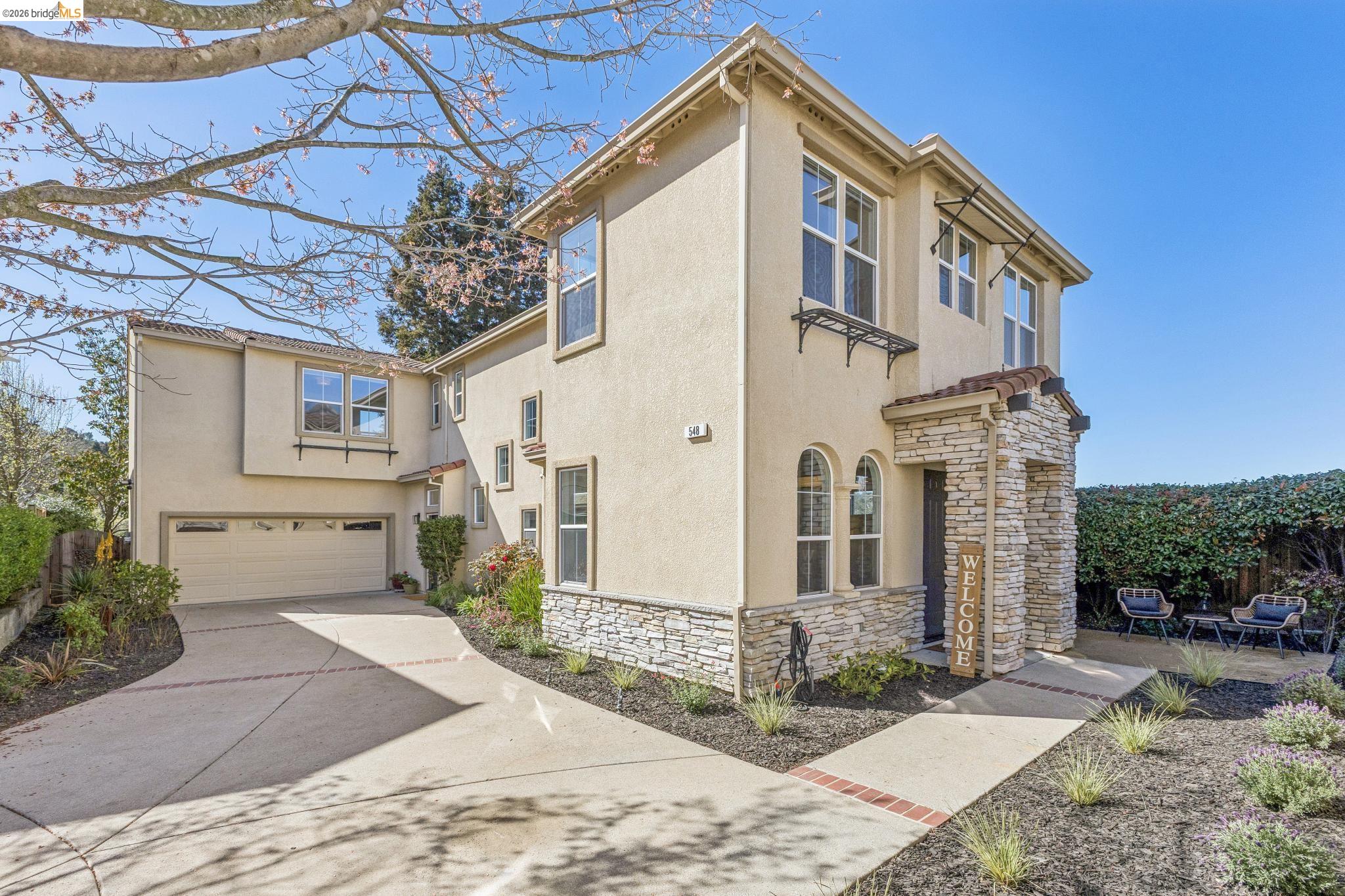 548 Gabriel Ct