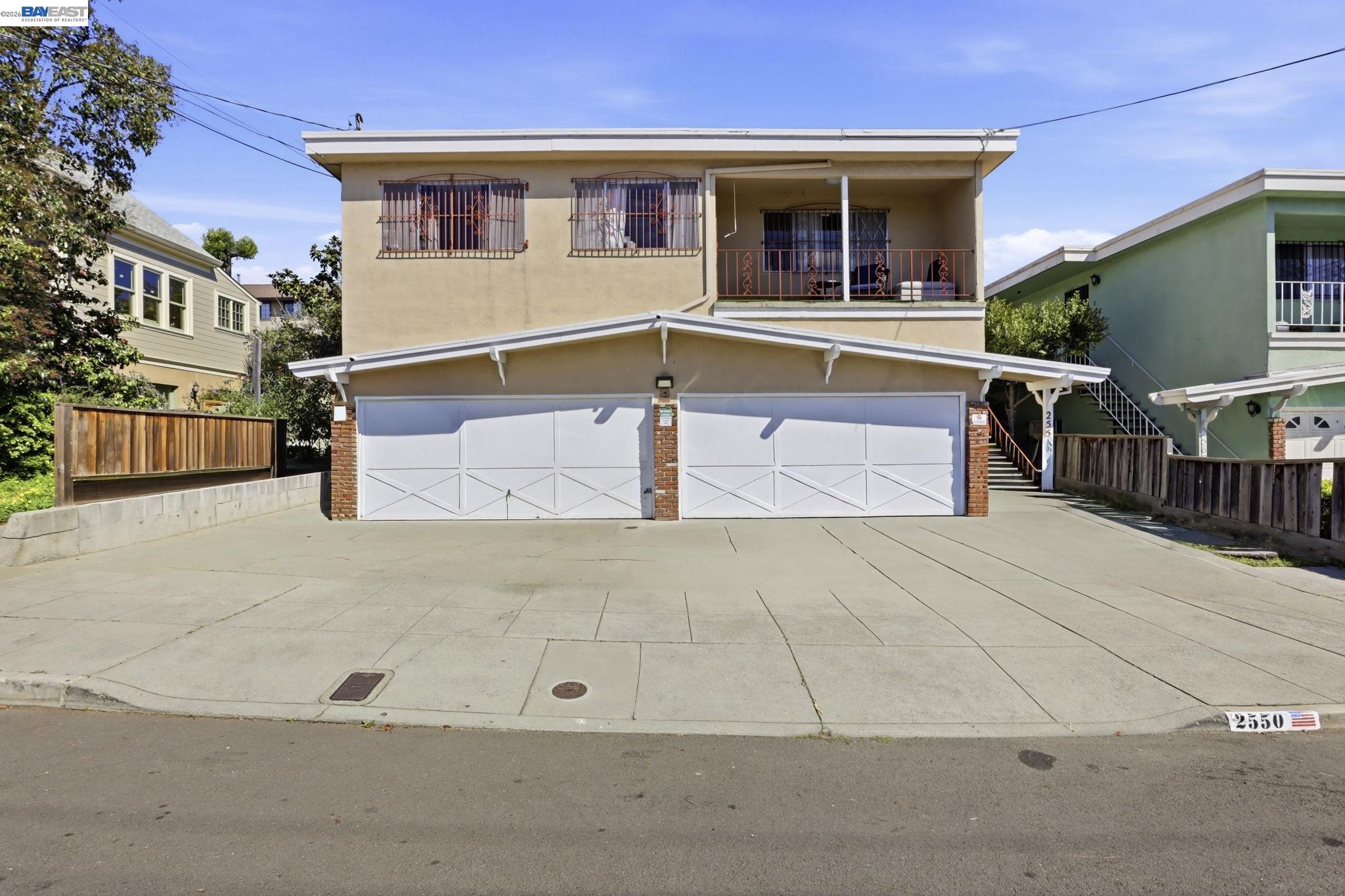 2550 Damuth St