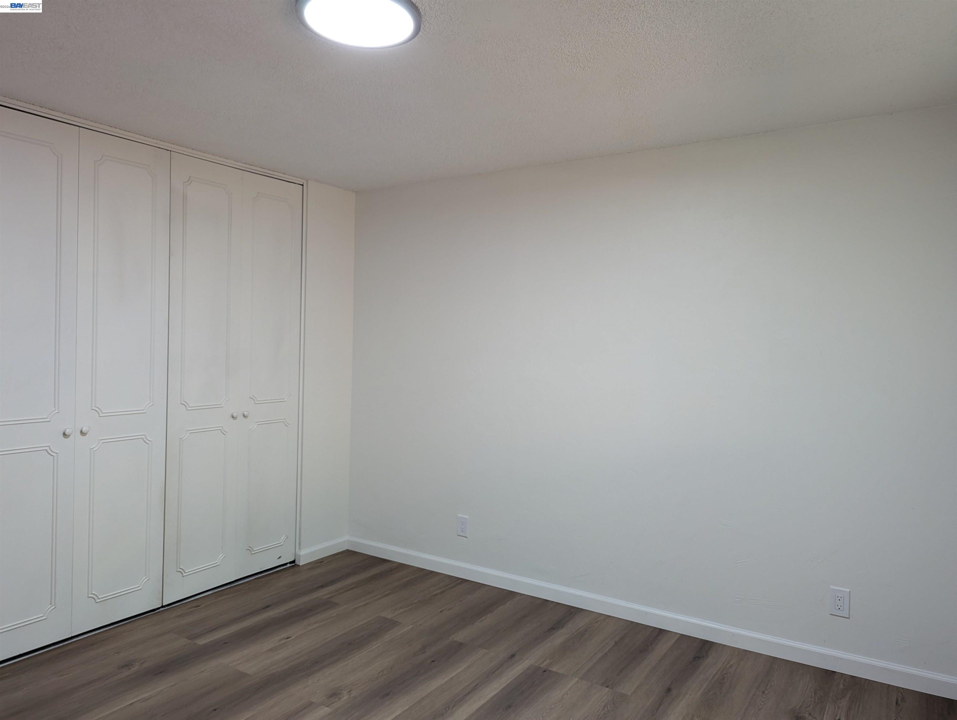 2550 Damuth St