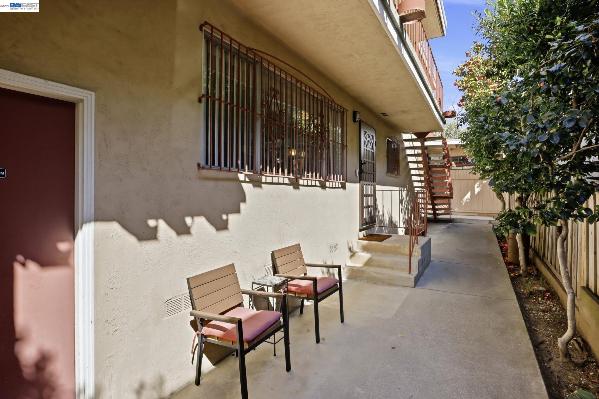 2550 Damuth St
