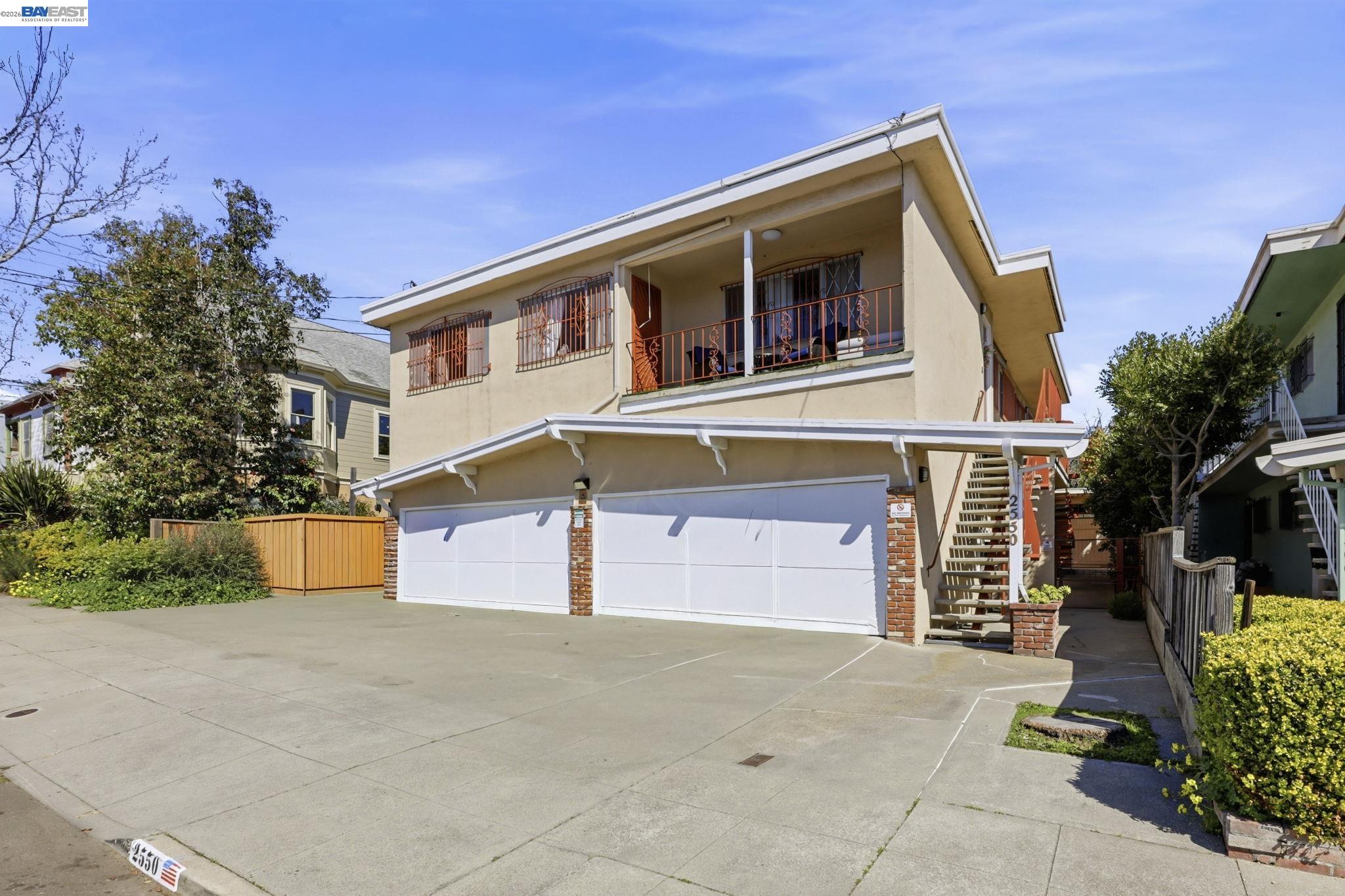 2550 Damuth St