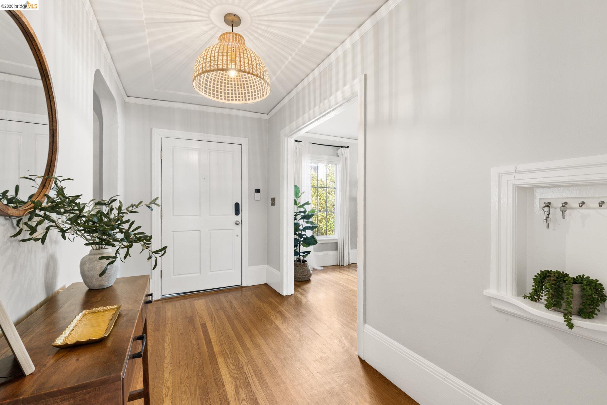 1019 Trestle Glen Rd