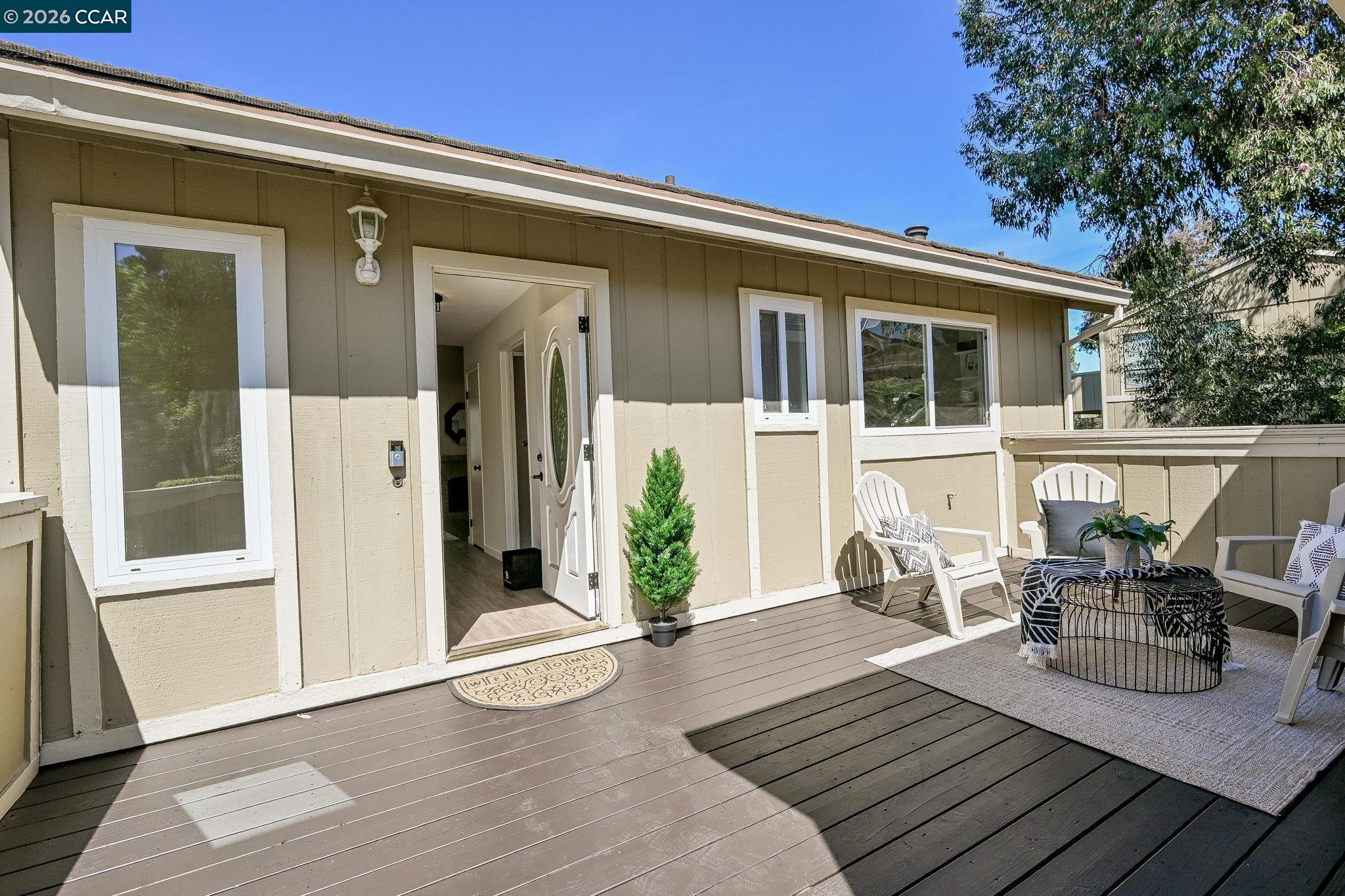 523 Thistle Cir