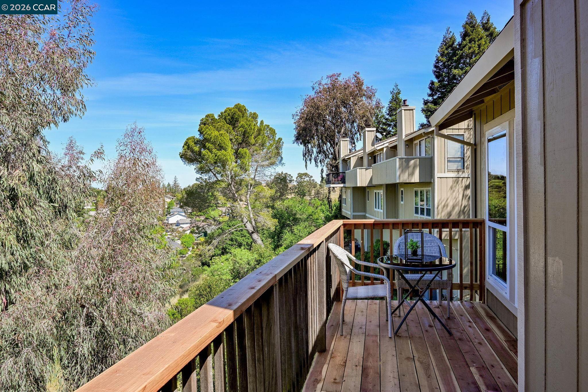 523 Thistle Cir