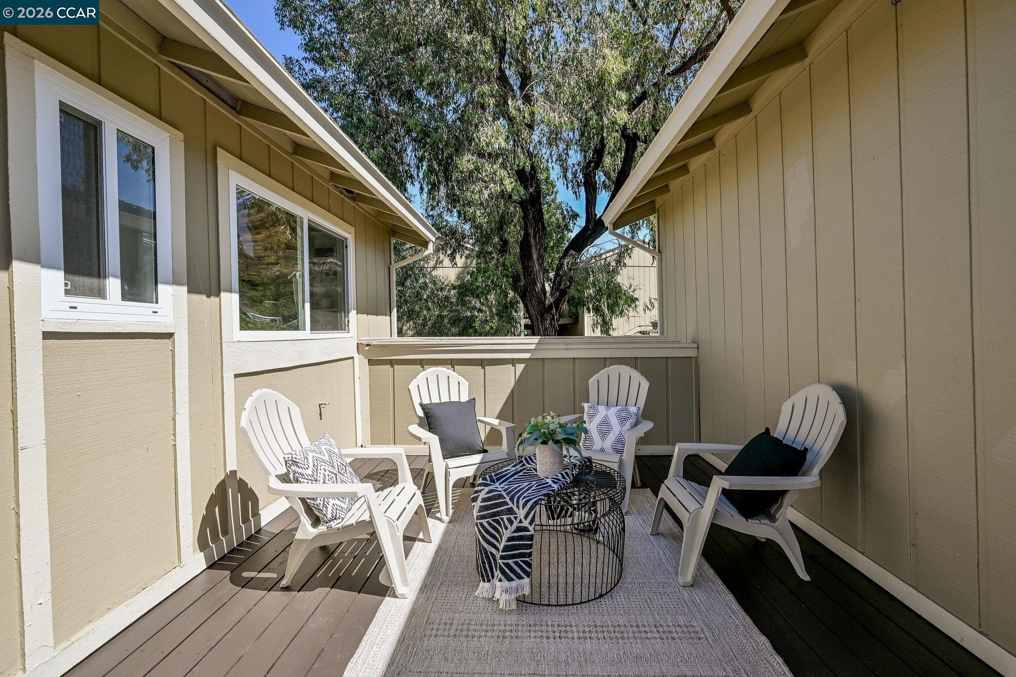 523 Thistle Cir