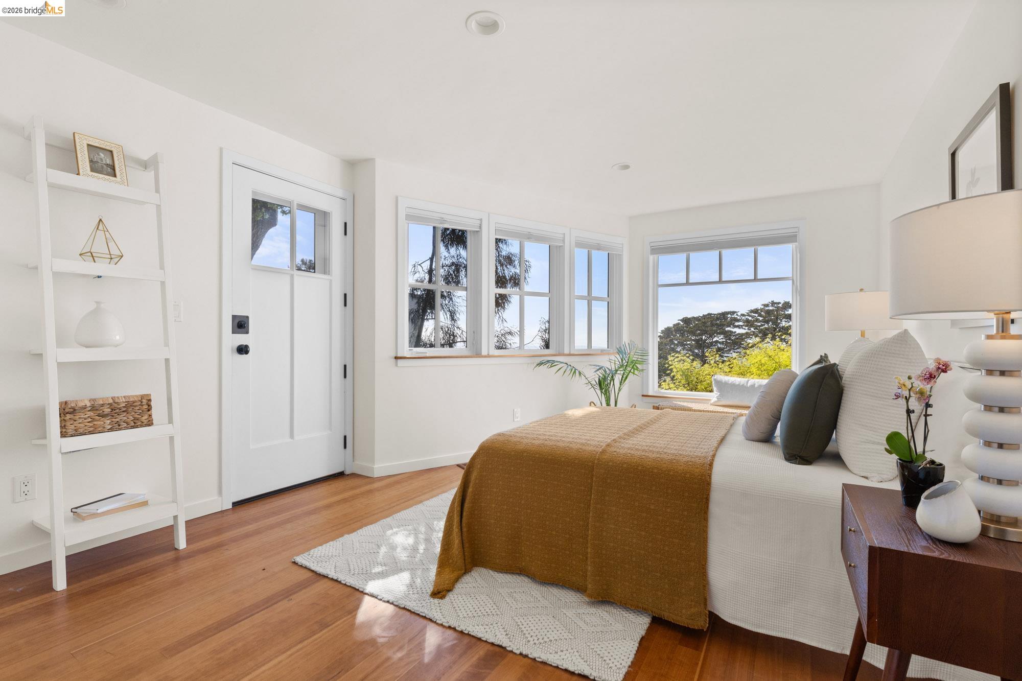 2893 Buena Vista Way