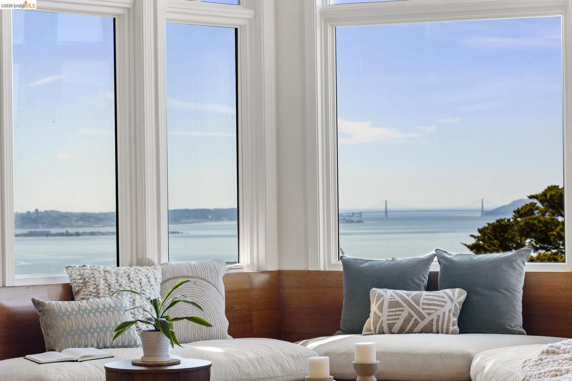 2893 Buena Vista Way