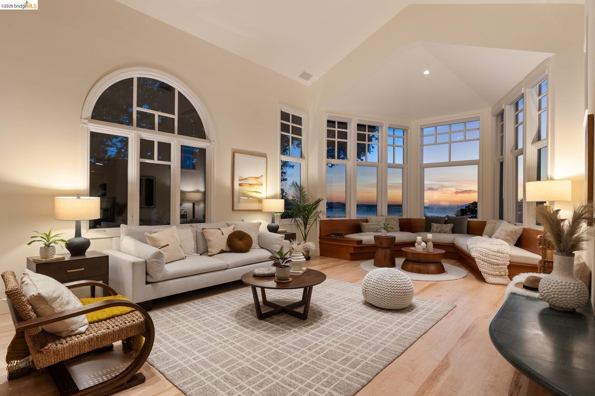 2893 Buena Vista Way