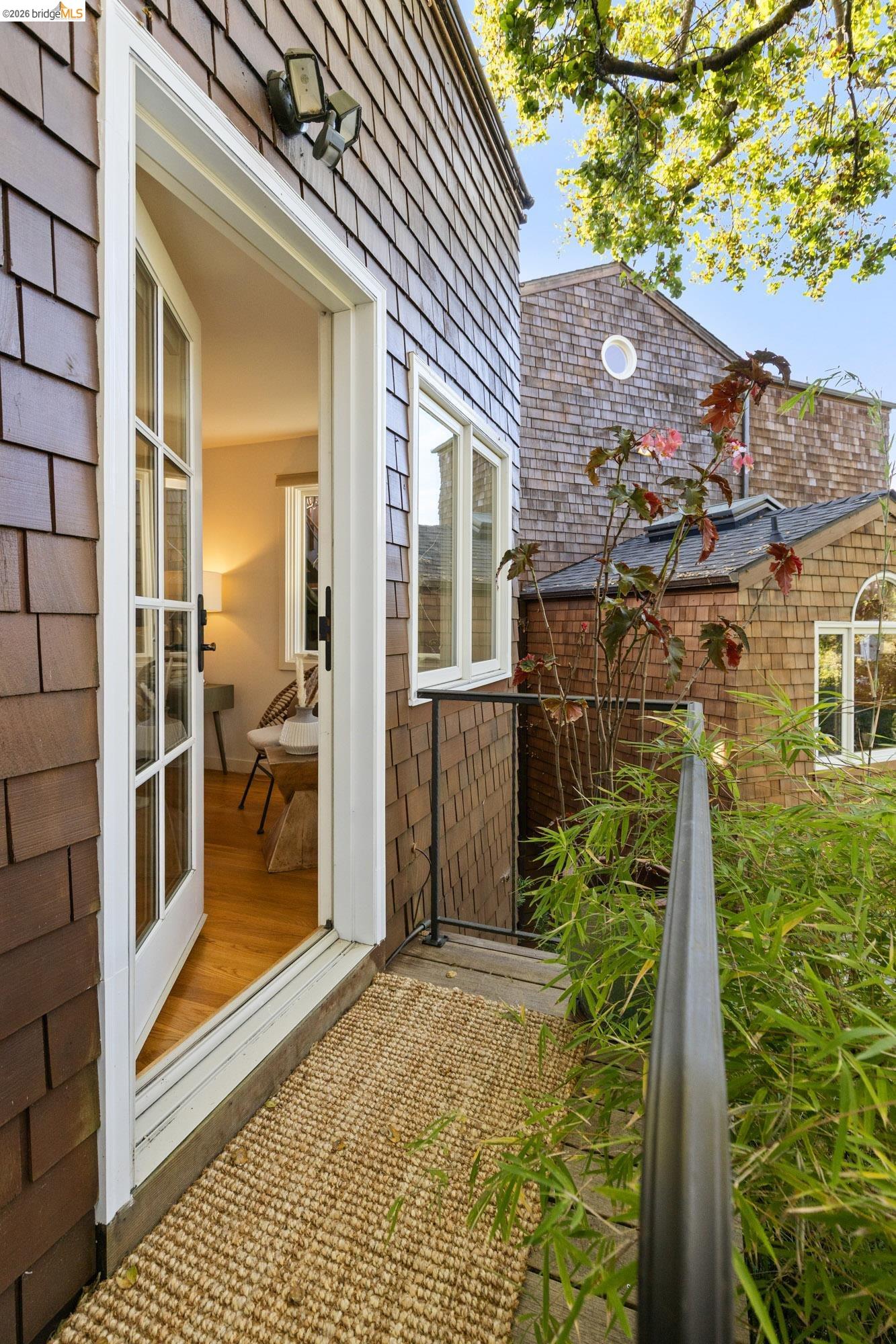 2893 Buena Vista Way