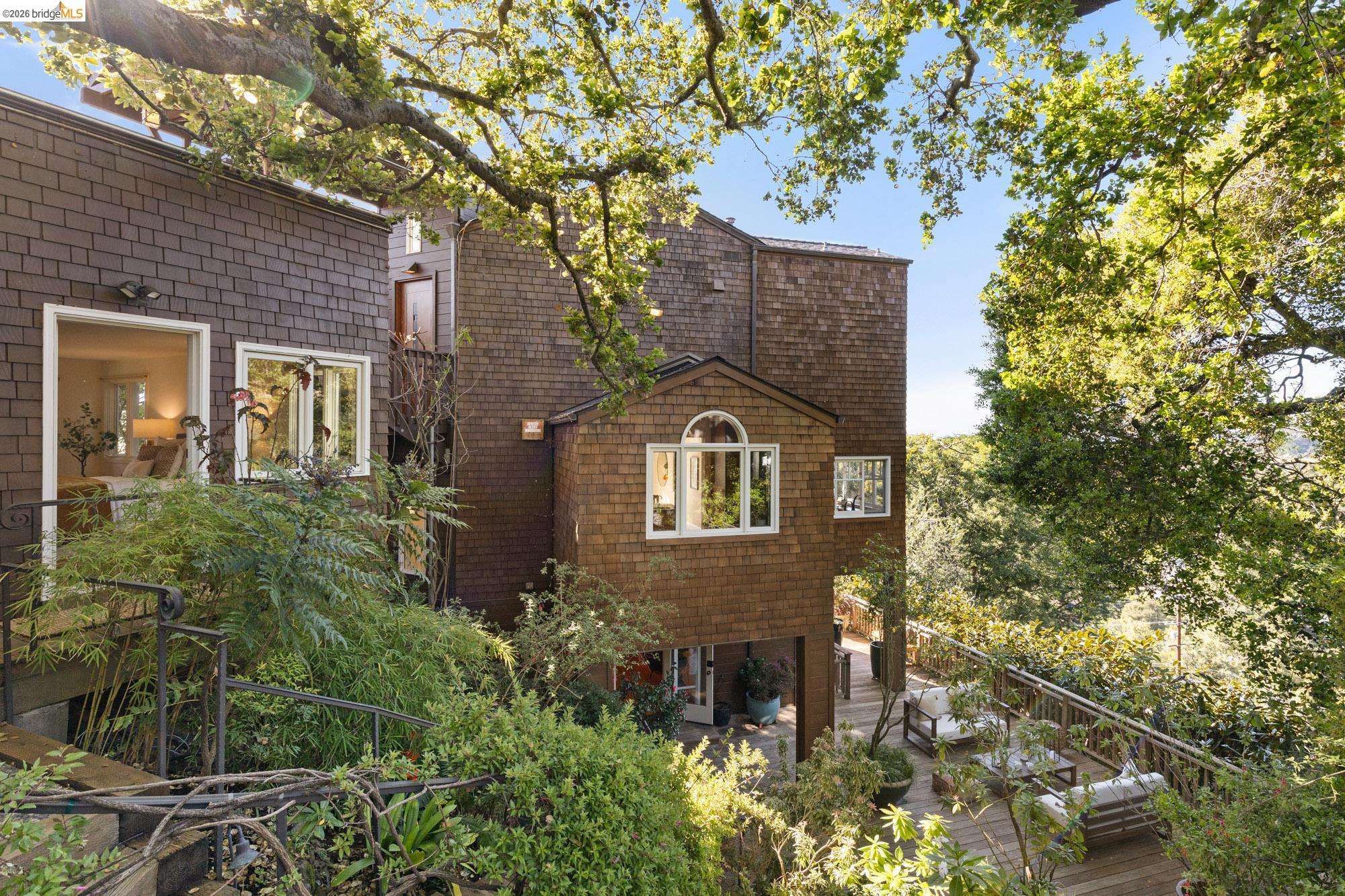 2893 Buena Vista Way