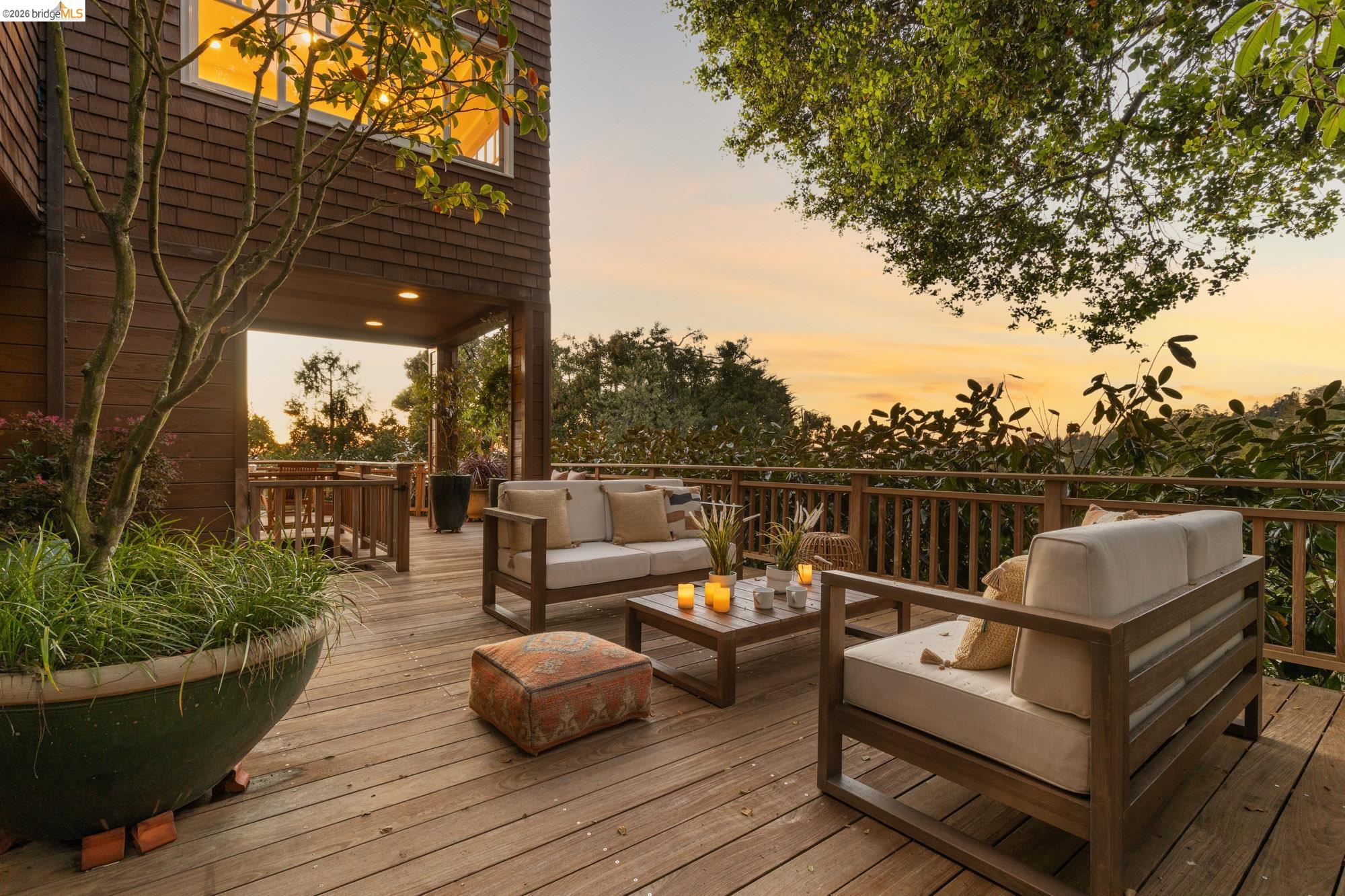 2893 Buena Vista Way