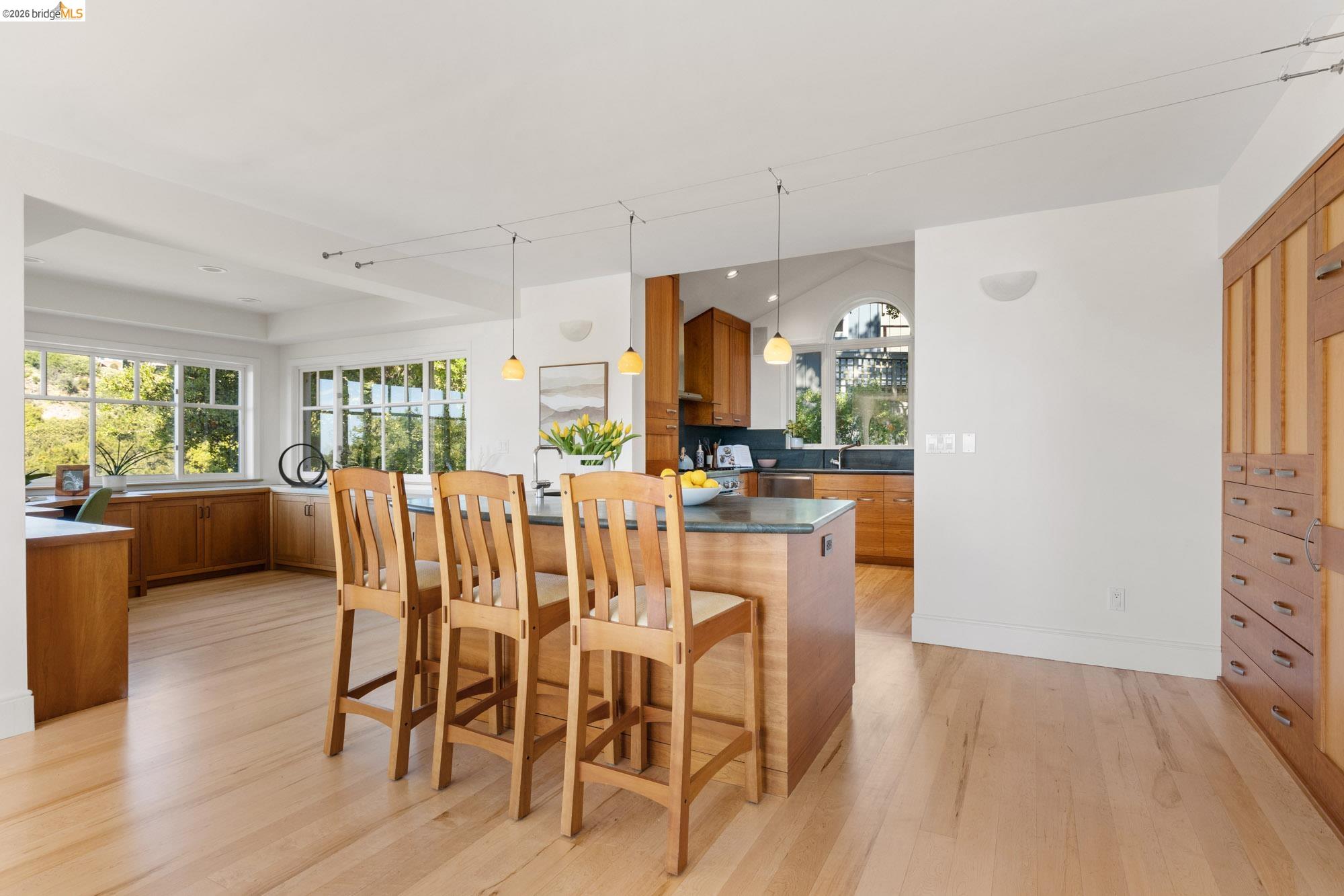 2893 Buena Vista Way