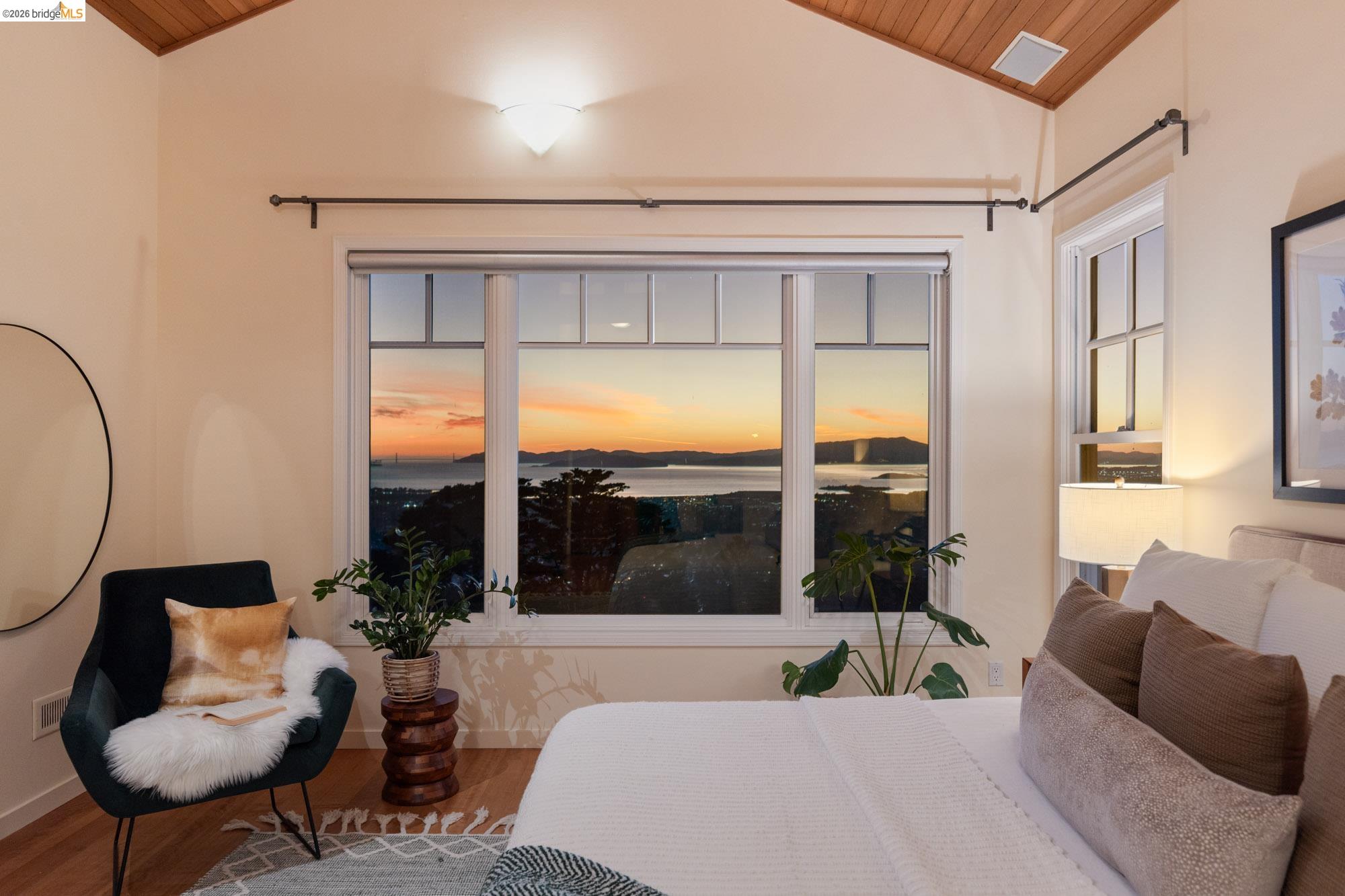 2893 Buena Vista Way