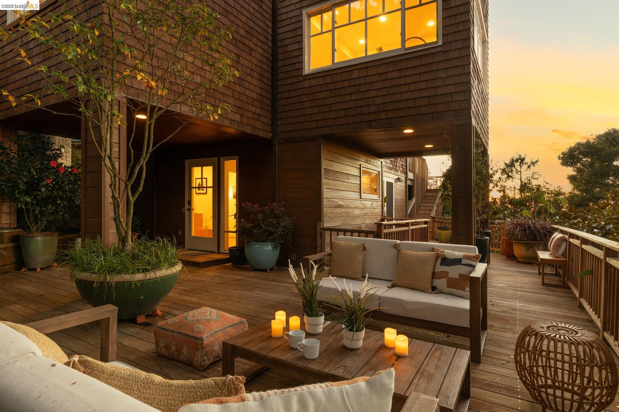 2893 Buena Vista Way