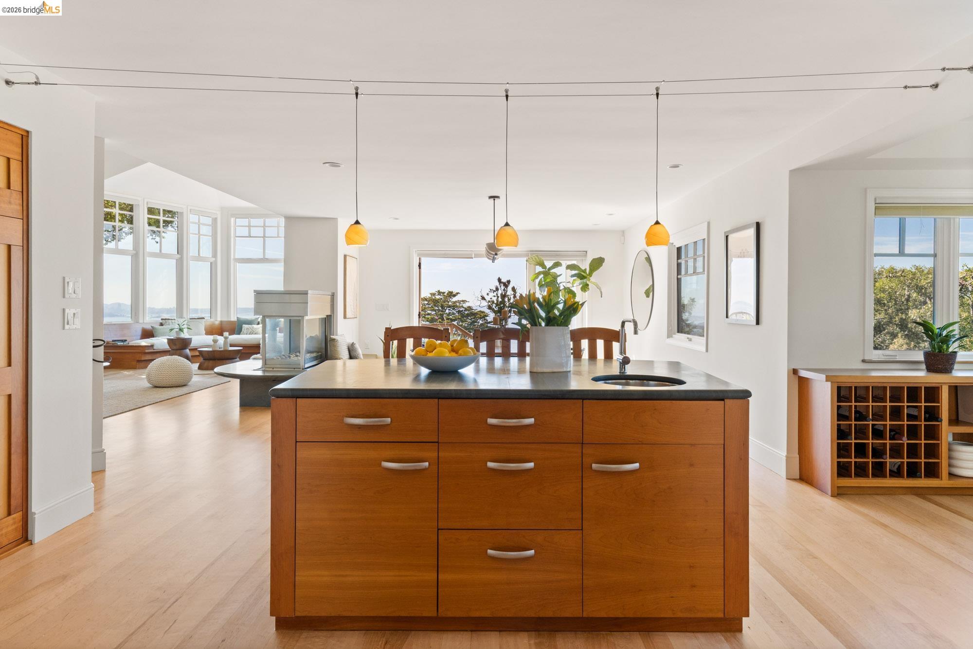 2893 Buena Vista Way