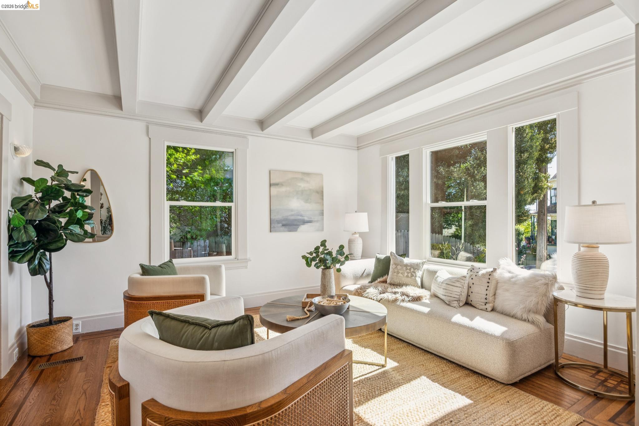1138 Bella Vista Ave