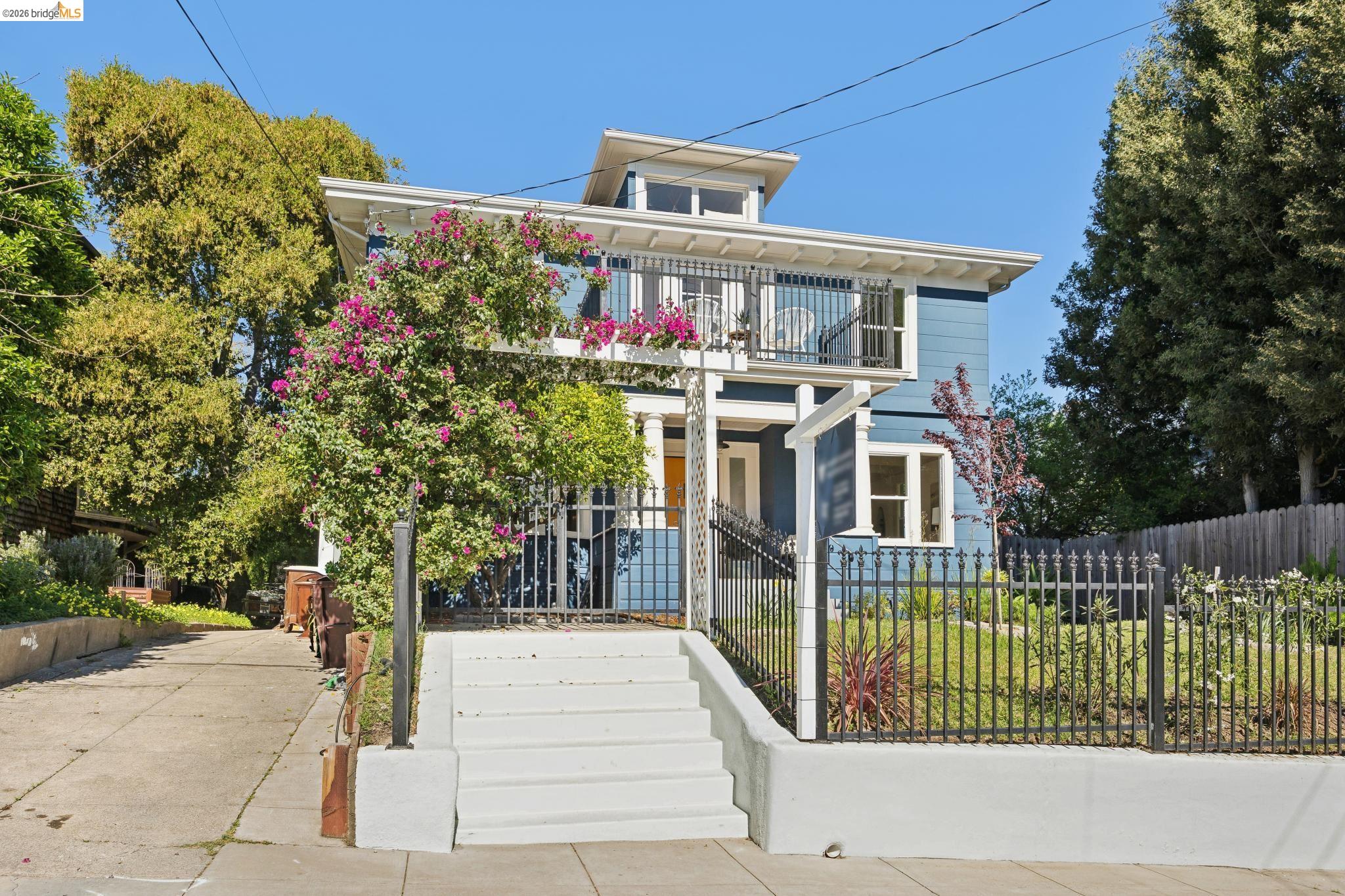 1138 Bella Vista Ave