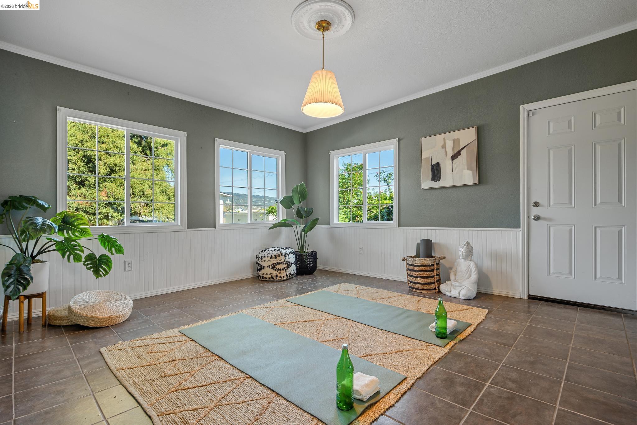 1138 Bella Vista Ave