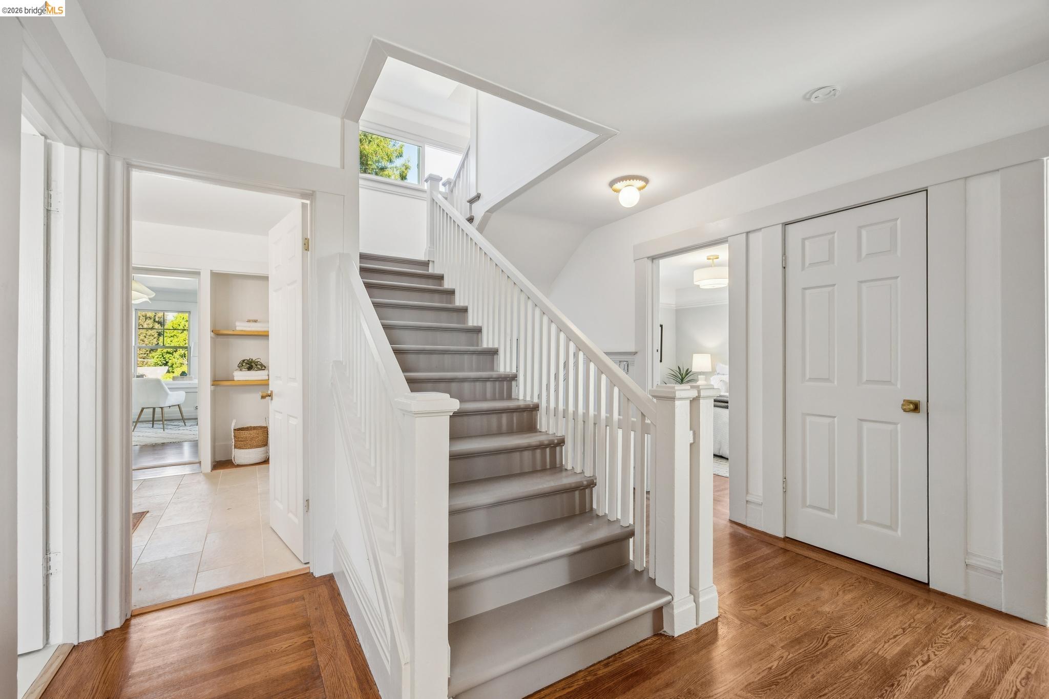 1138 Bella Vista Ave