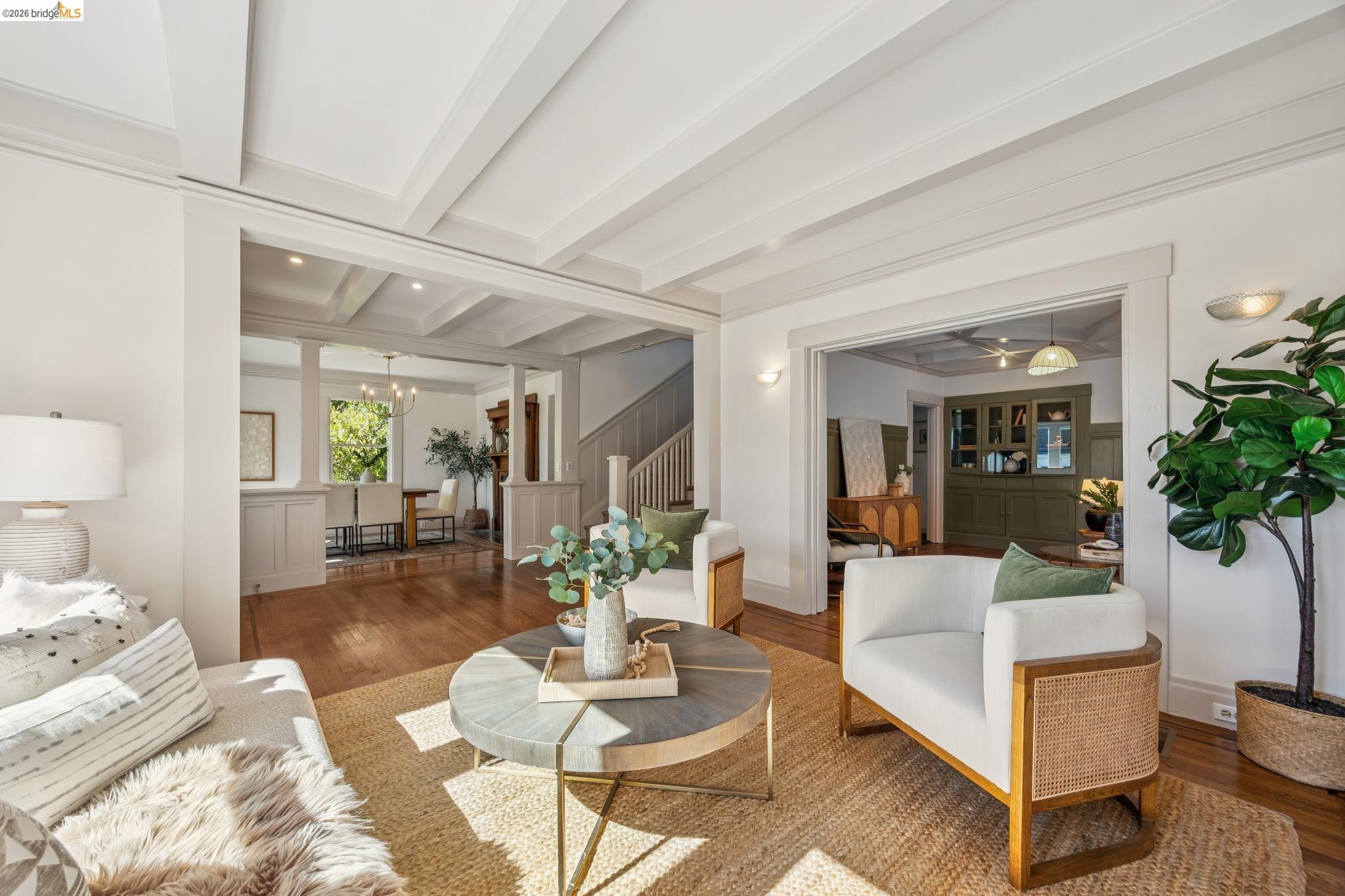 1138 Bella Vista Ave