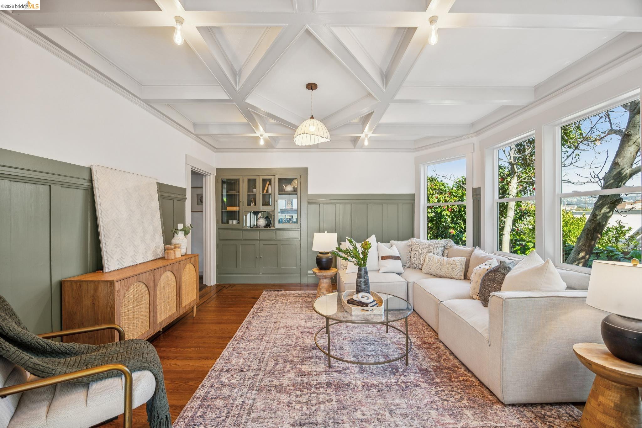 1138 Bella Vista Ave