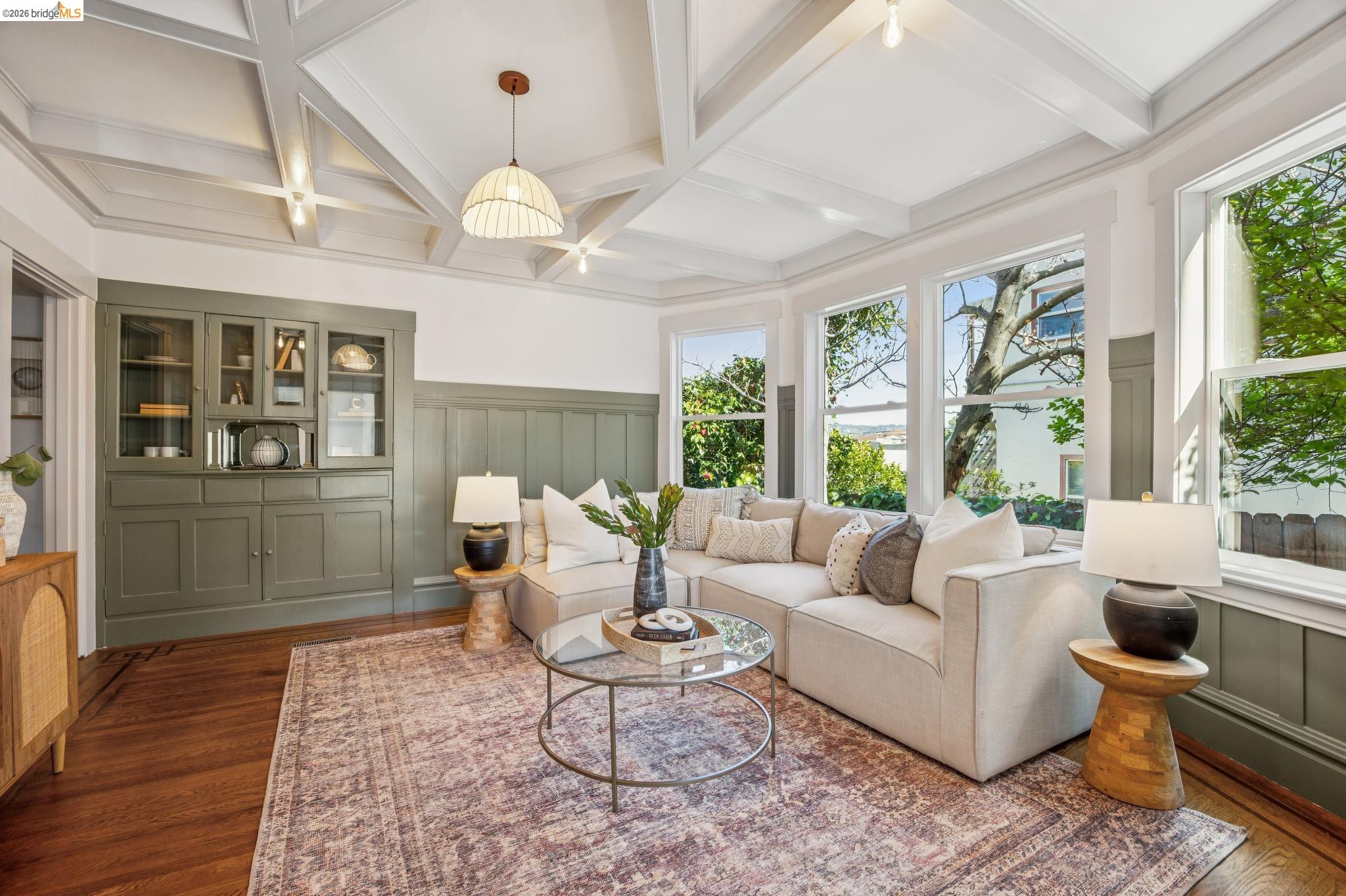 1138 Bella Vista Ave