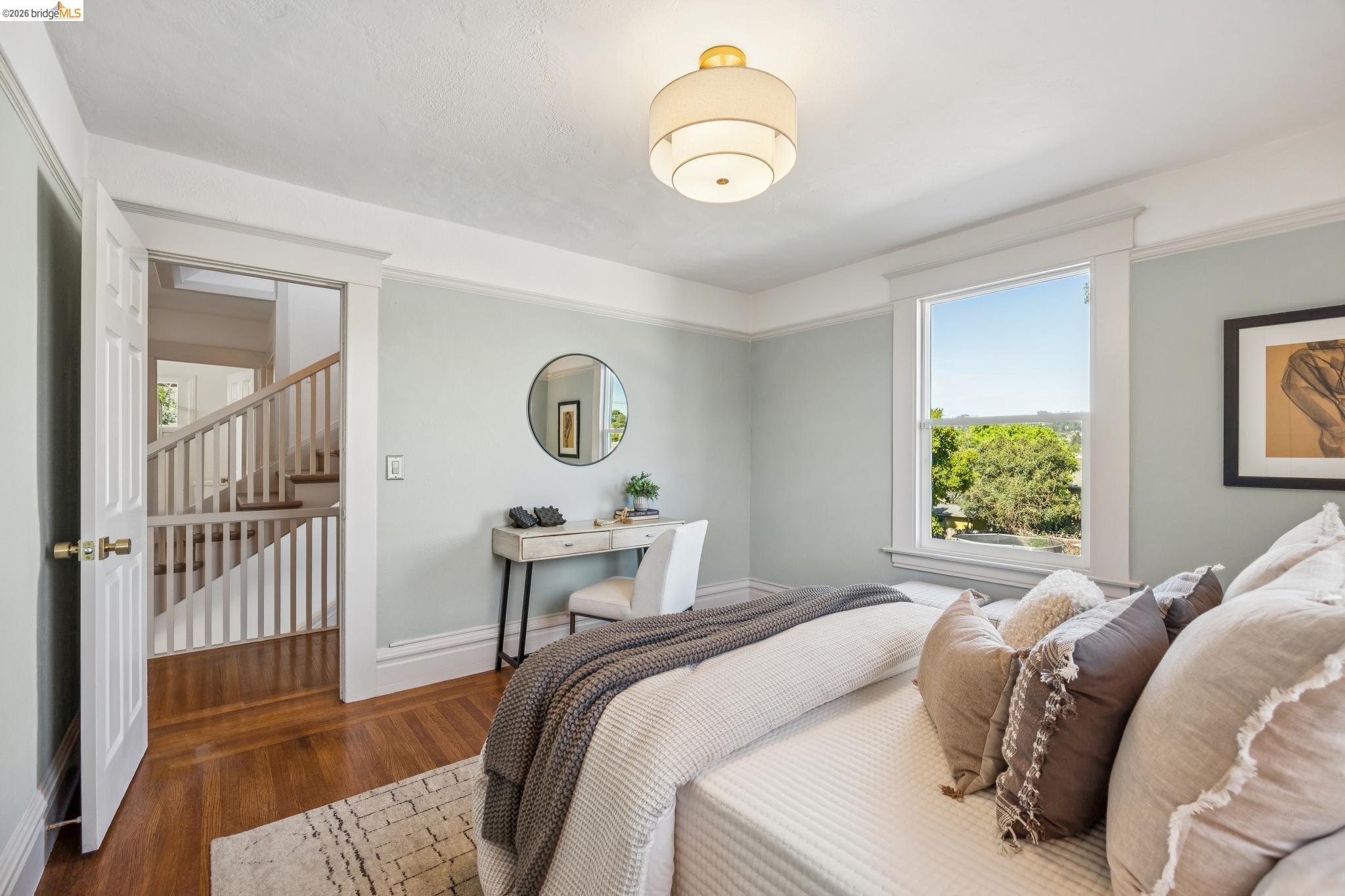 1138 Bella Vista Ave