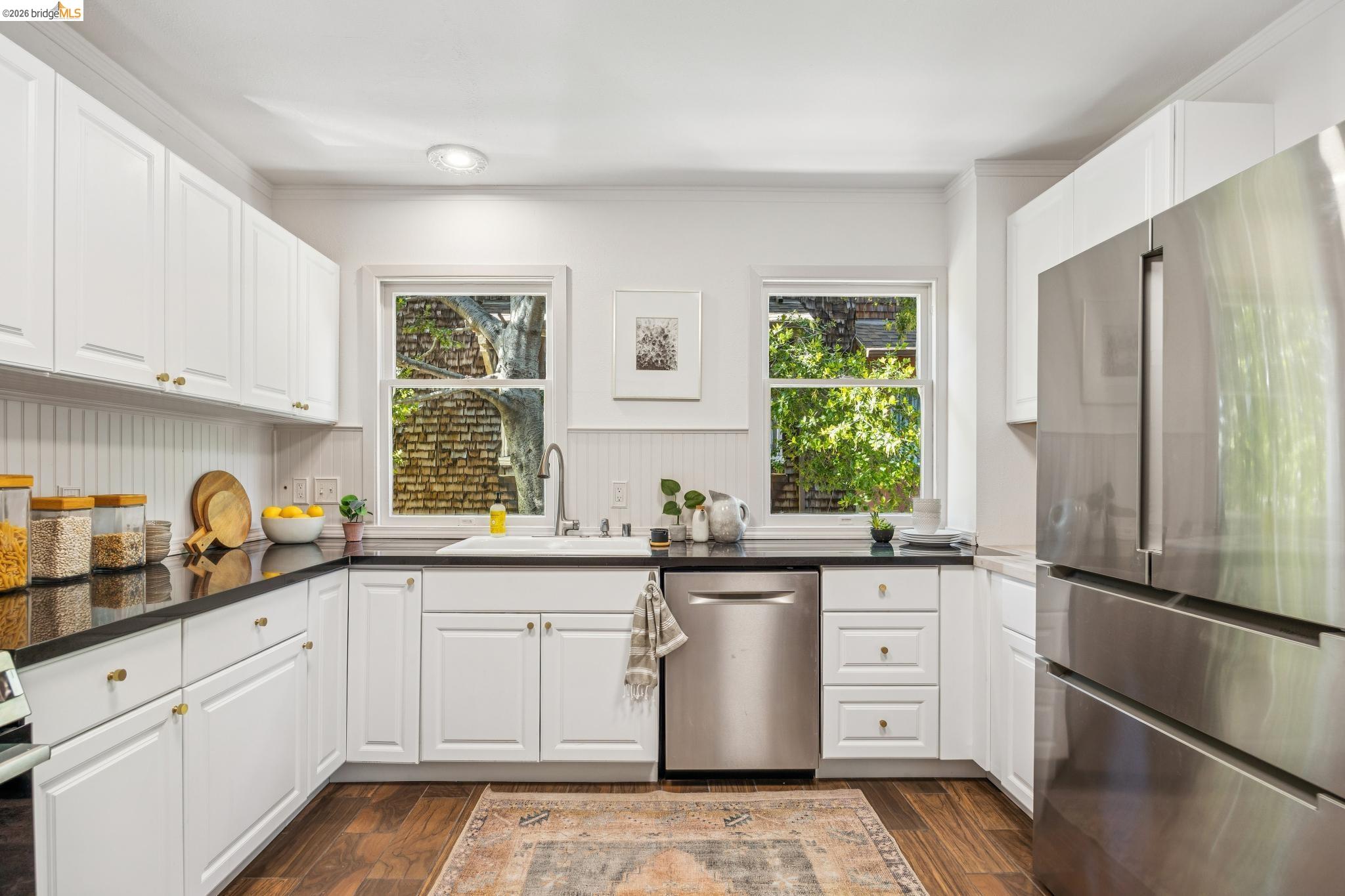 1138 Bella Vista Ave