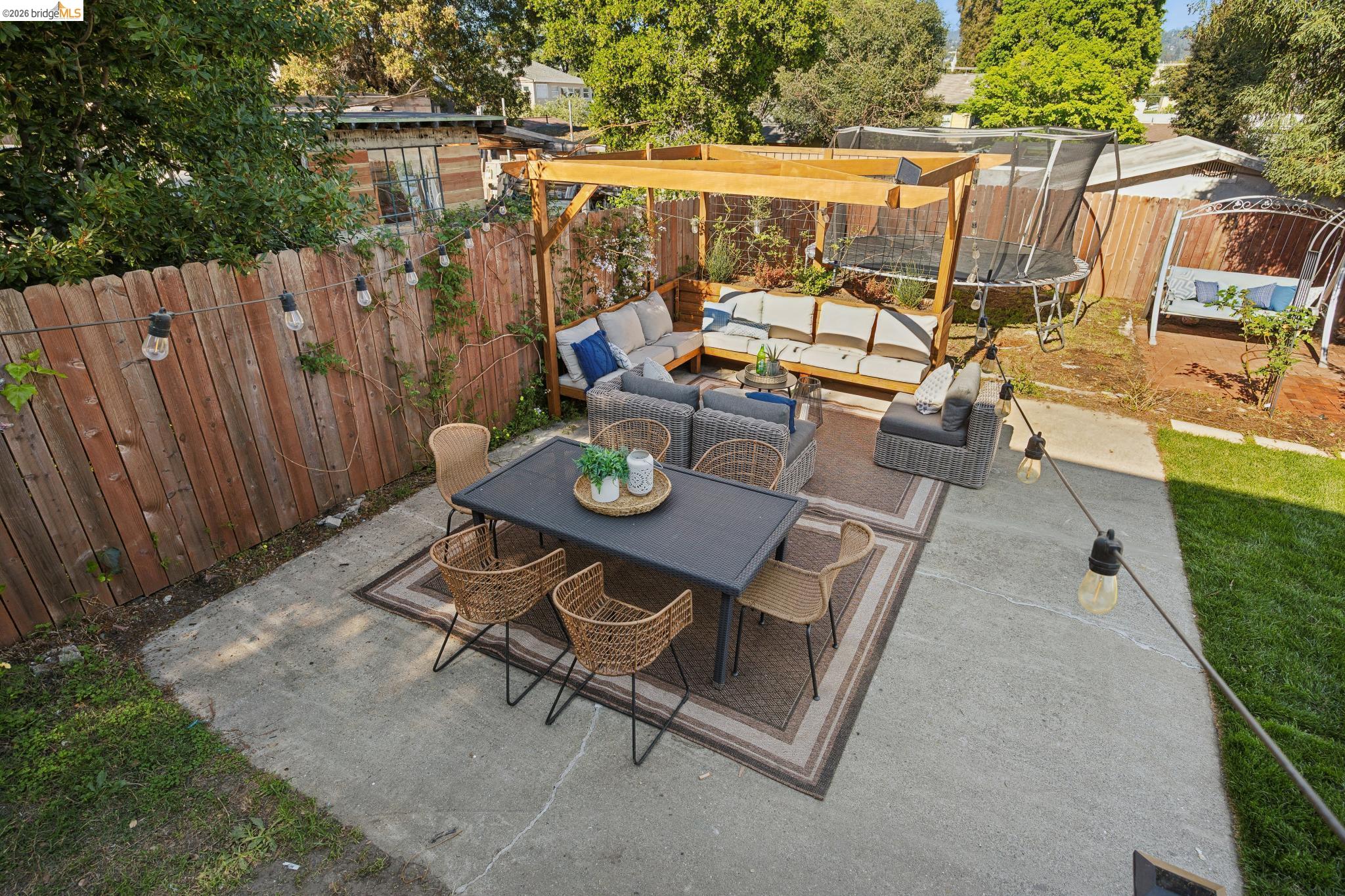 1138 Bella Vista Ave