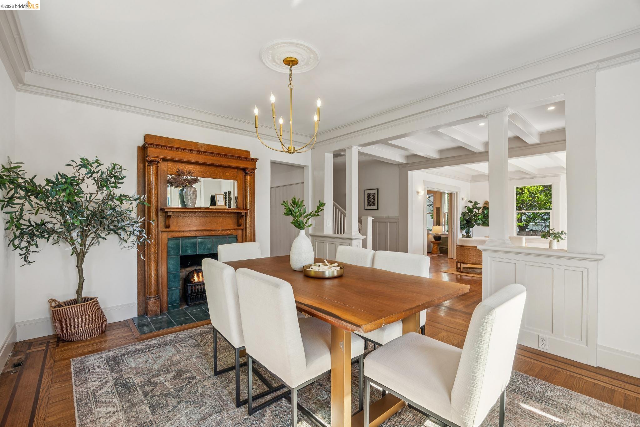 1138 Bella Vista Ave