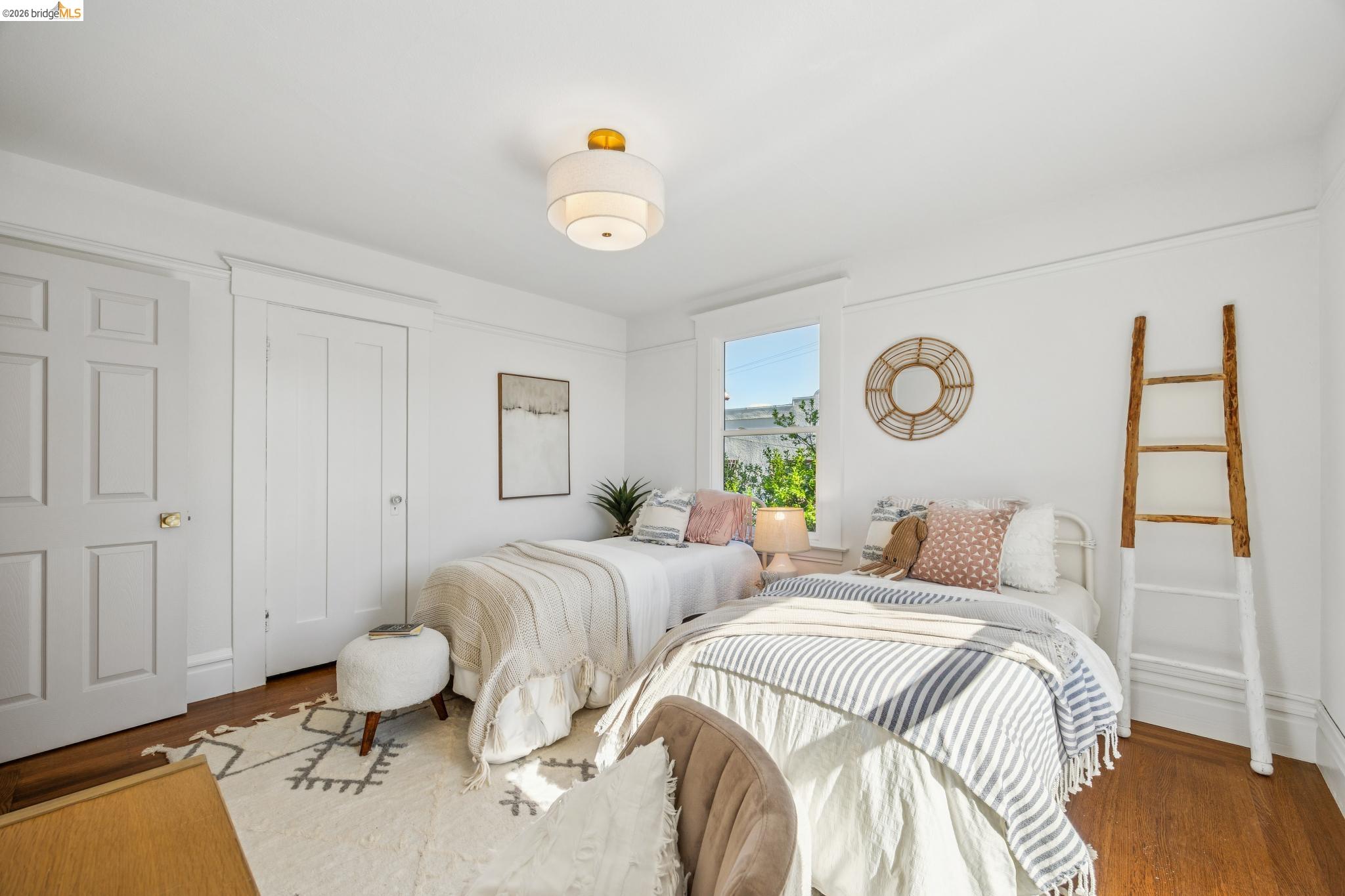1138 Bella Vista Ave