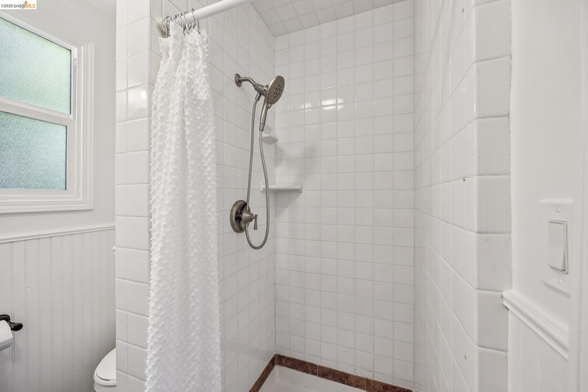 1138 Bella Vista Ave
