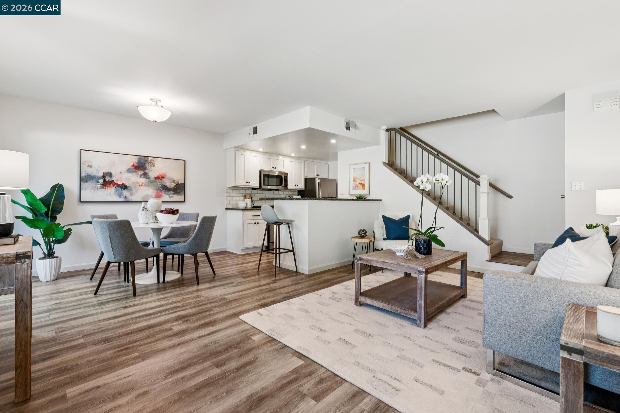 809 Villa Lane # 2