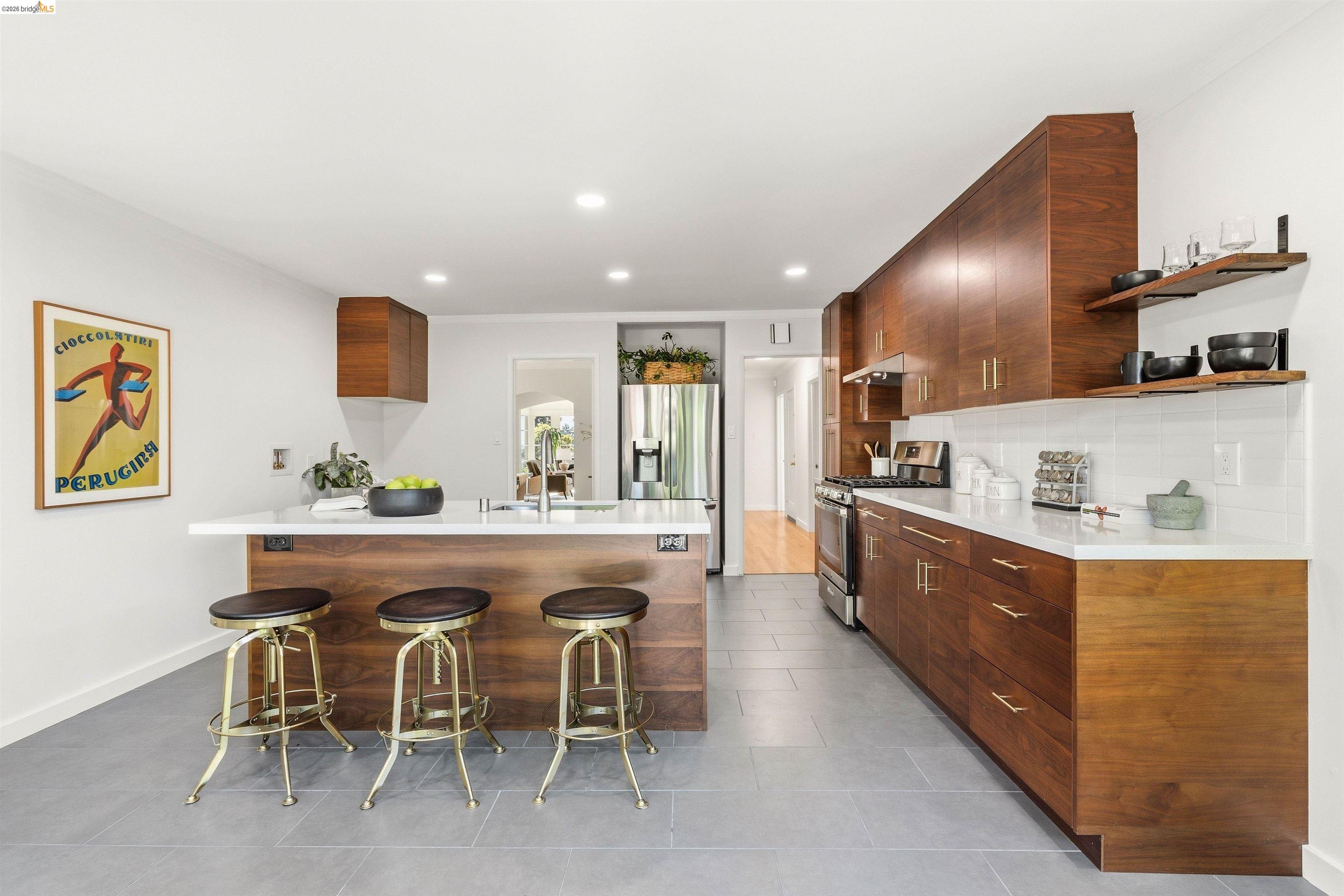 4484 Tulip Ave