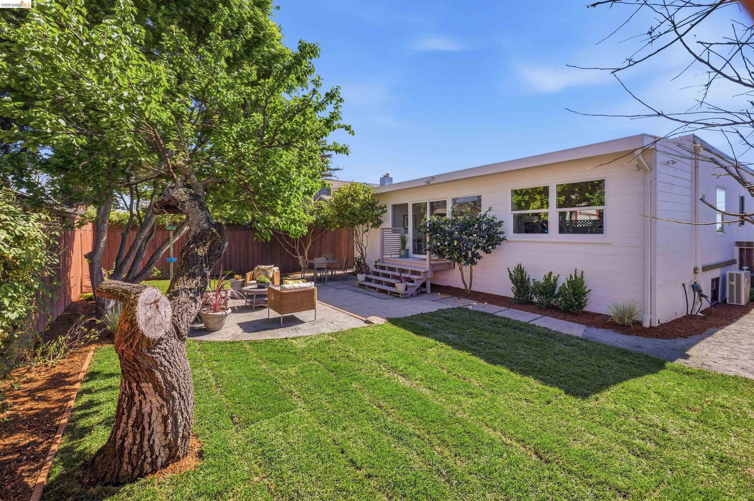 4484 Tulip Ave