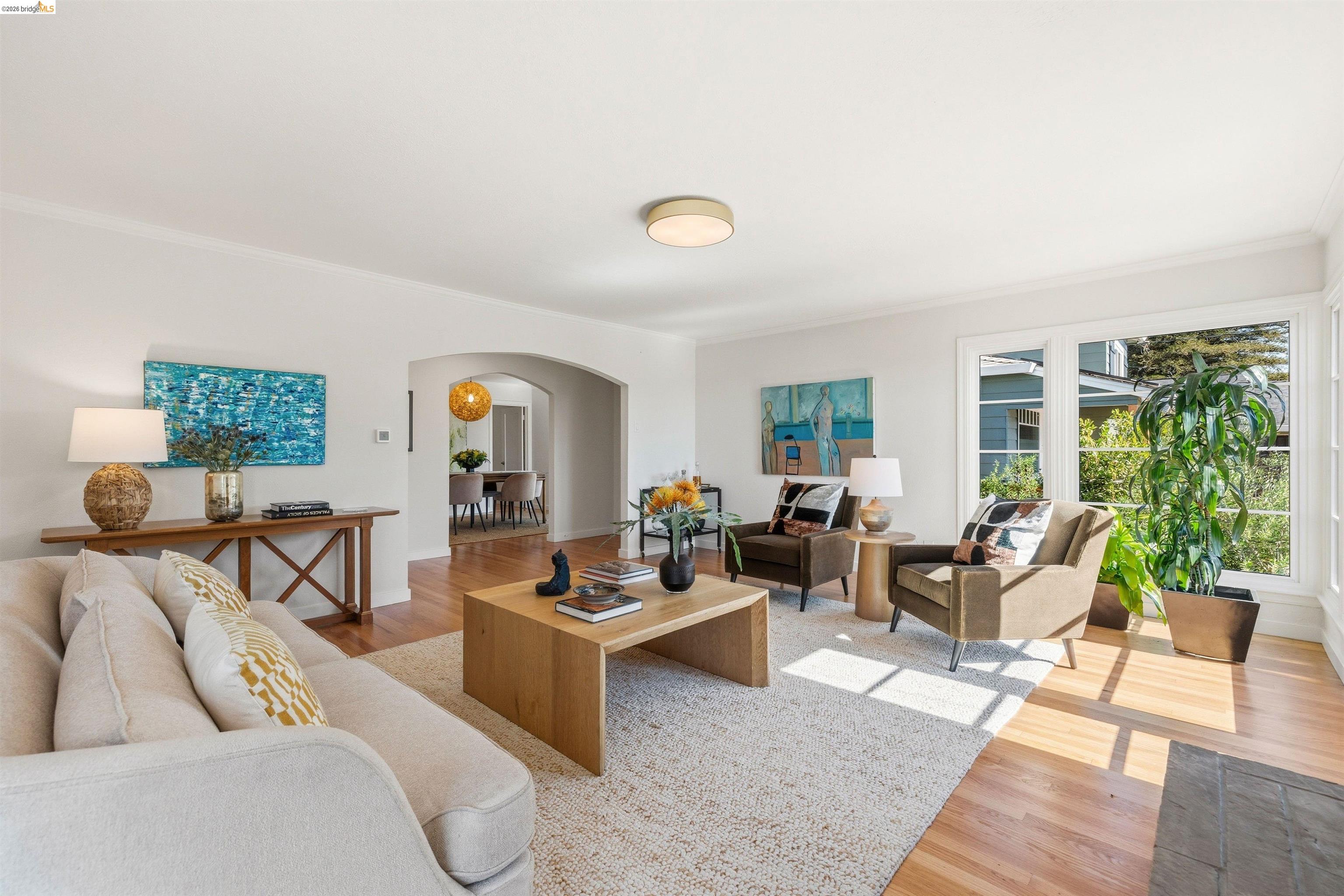 4484 Tulip Ave