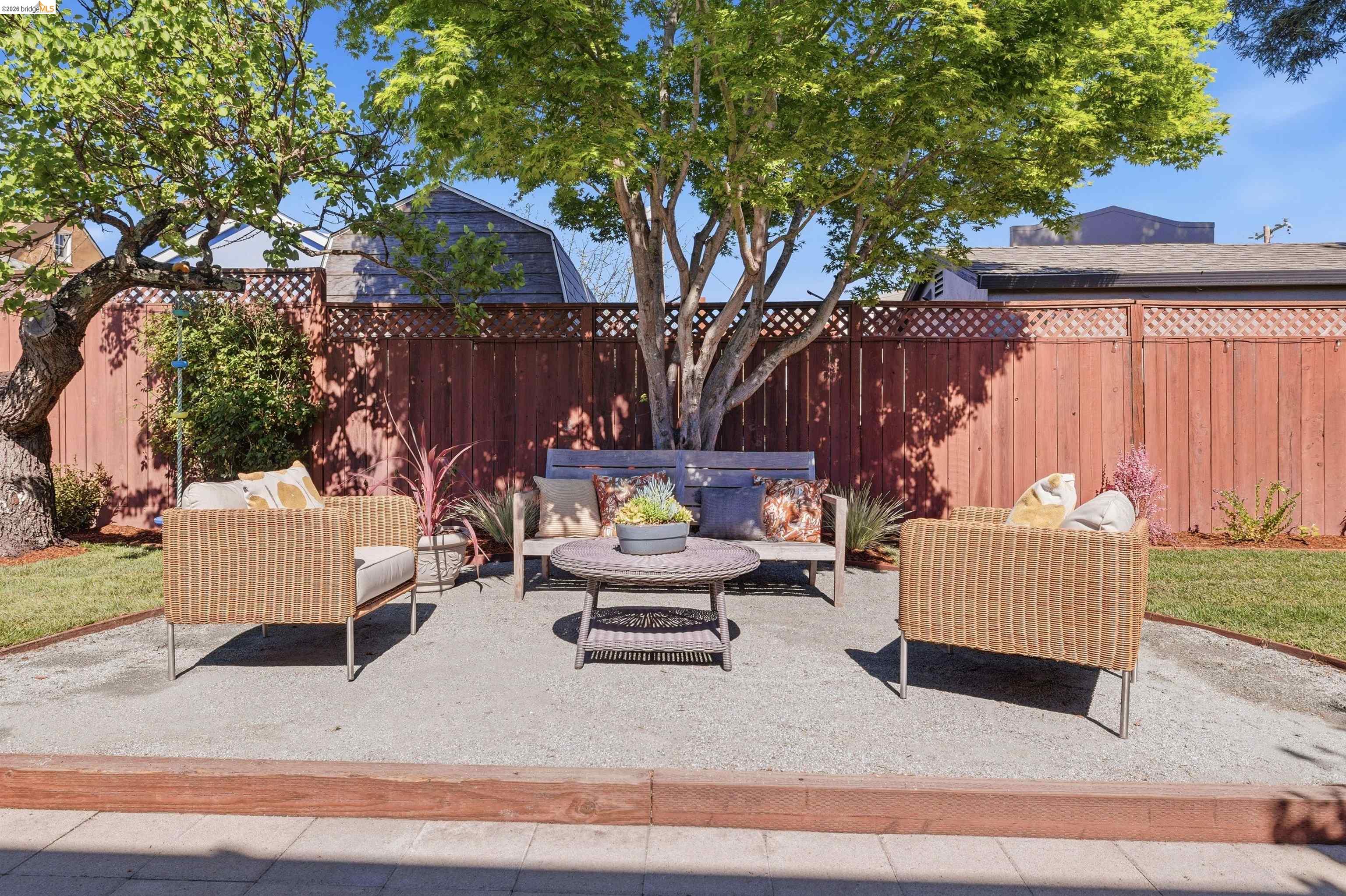 4484 Tulip Ave